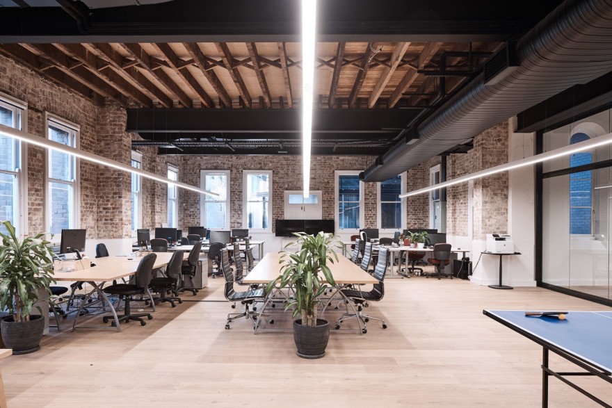 Squillace Architects:古老教堂改造工作空间-14