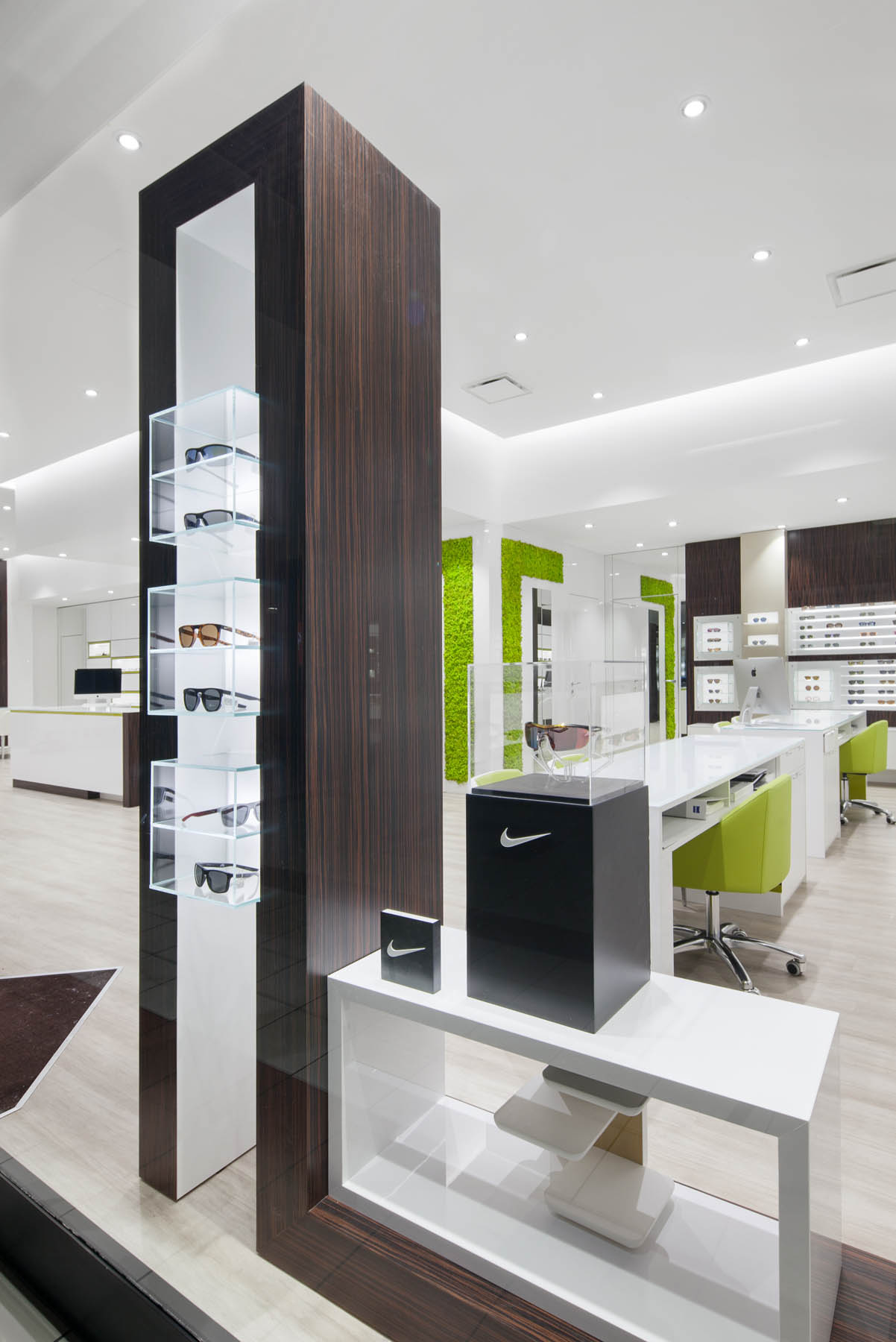 光学商店改造中的摄影艺术-28