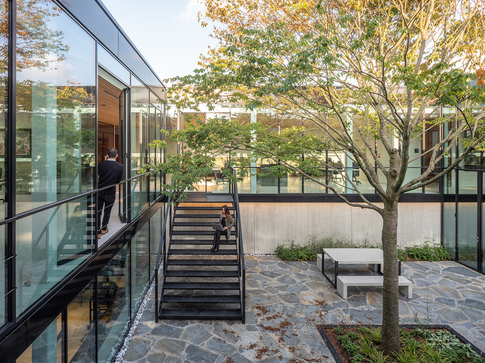 绿色 eggs 欧洲新总部 - 自然、高品质与可持续的设计-9