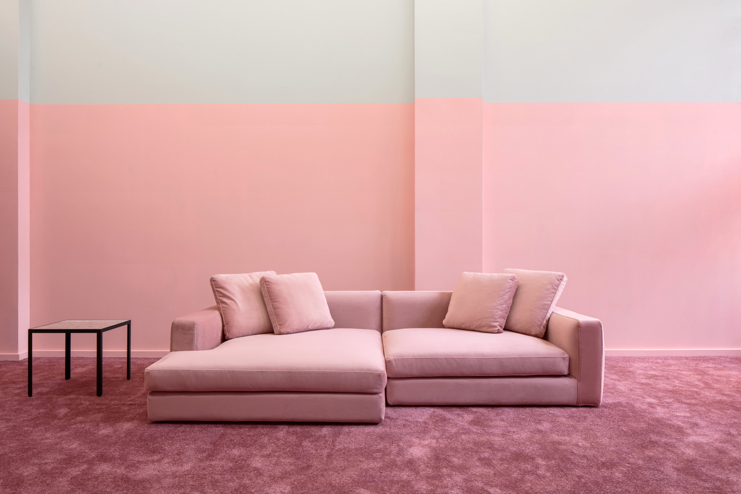 加拿大彩色家具品牌élément de base 在老蒙特利尔开设弹出式商店-24