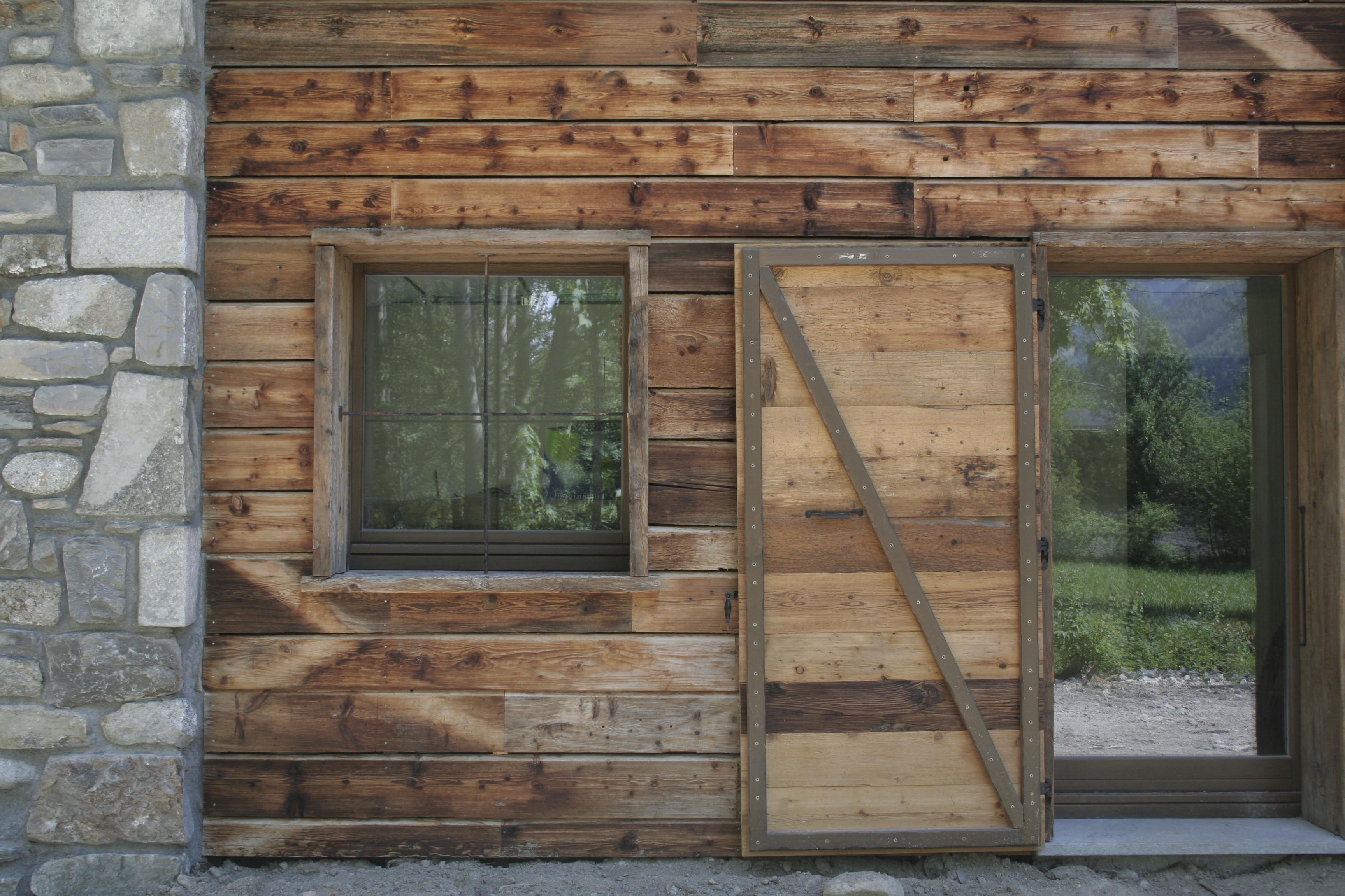 雪山之居，定制家具与室内设计的完美融合-4