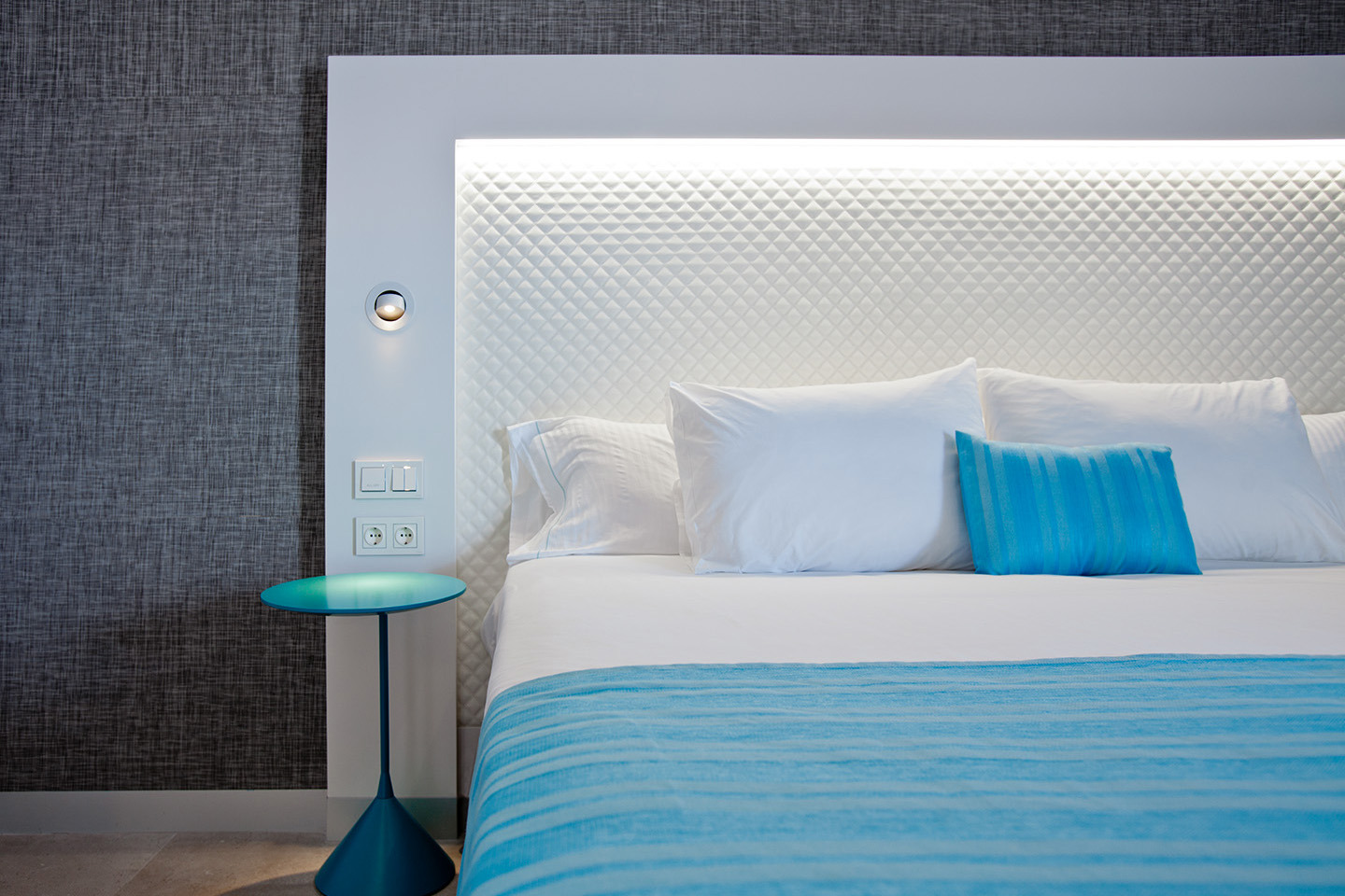 时尚前卫的 Suitopia 酒店，展现独特工业风-12