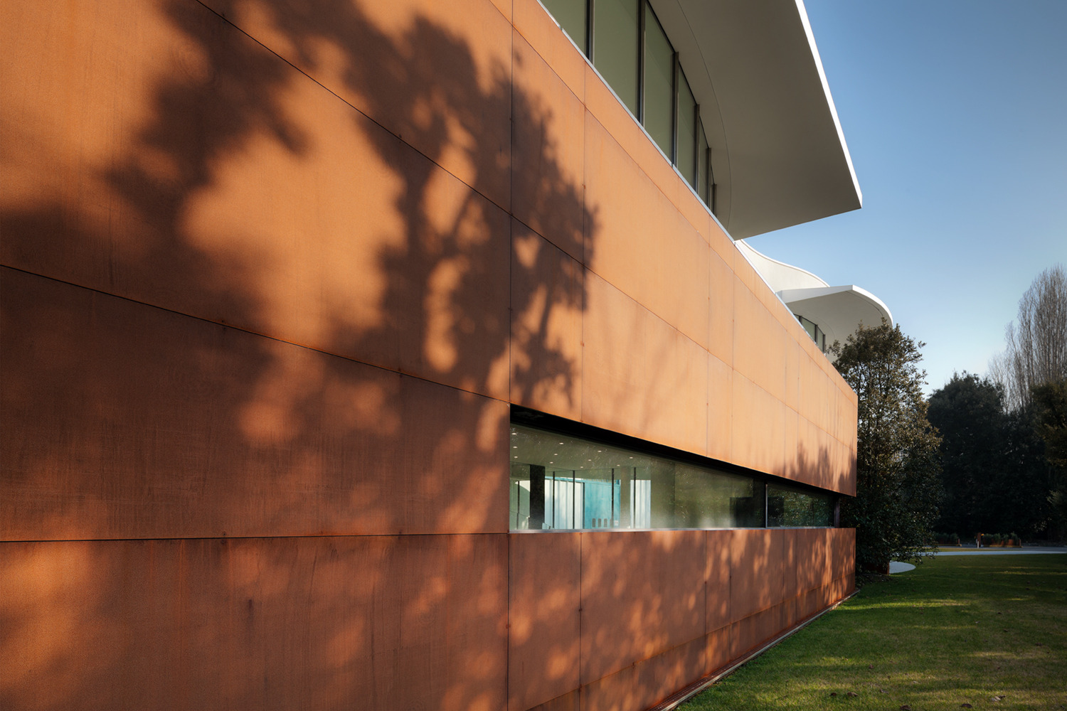 意式风格的 Secco Sistemi 总部办公空间设计-4