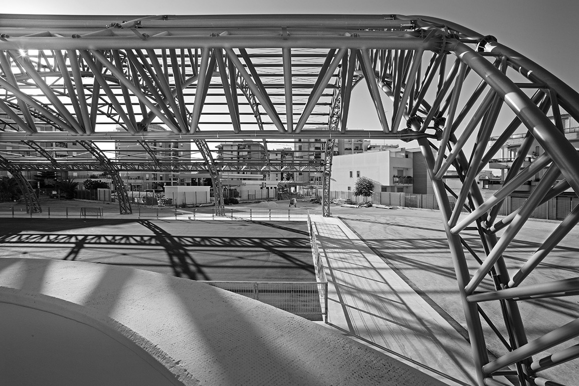 意大利安德里亚多功能运动中心-12