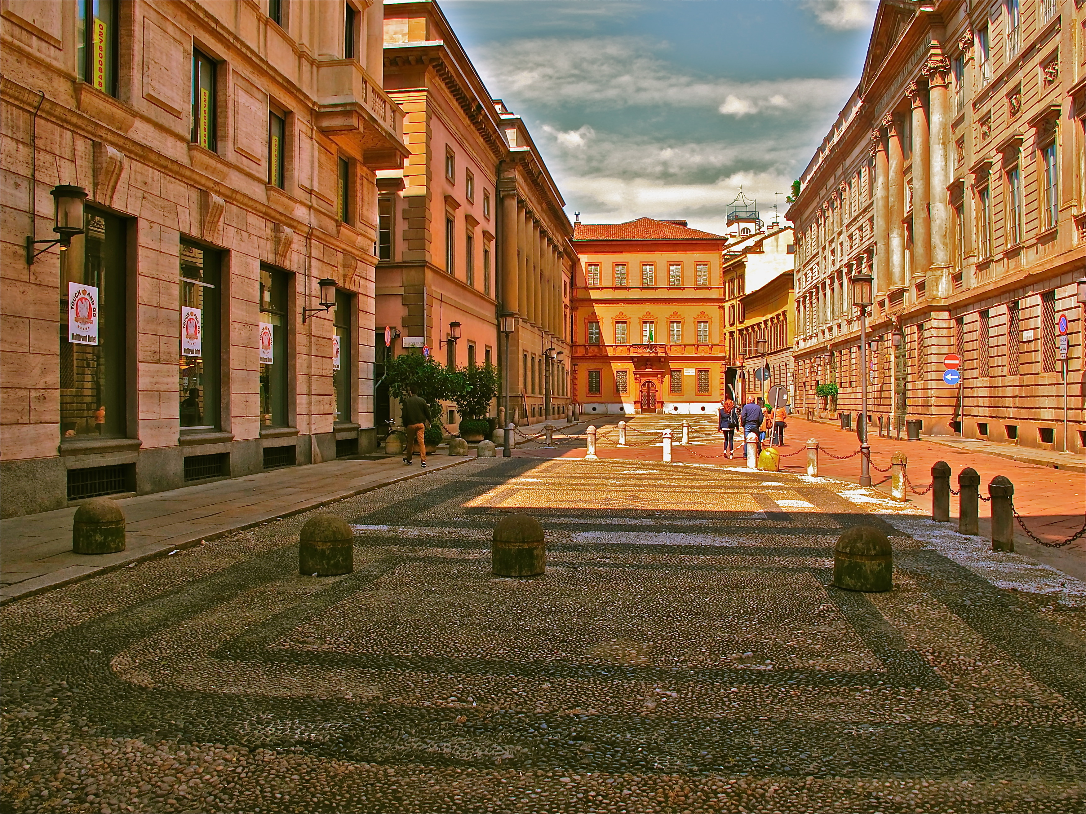 北京某知名设计师打造现代简约家居空间-38