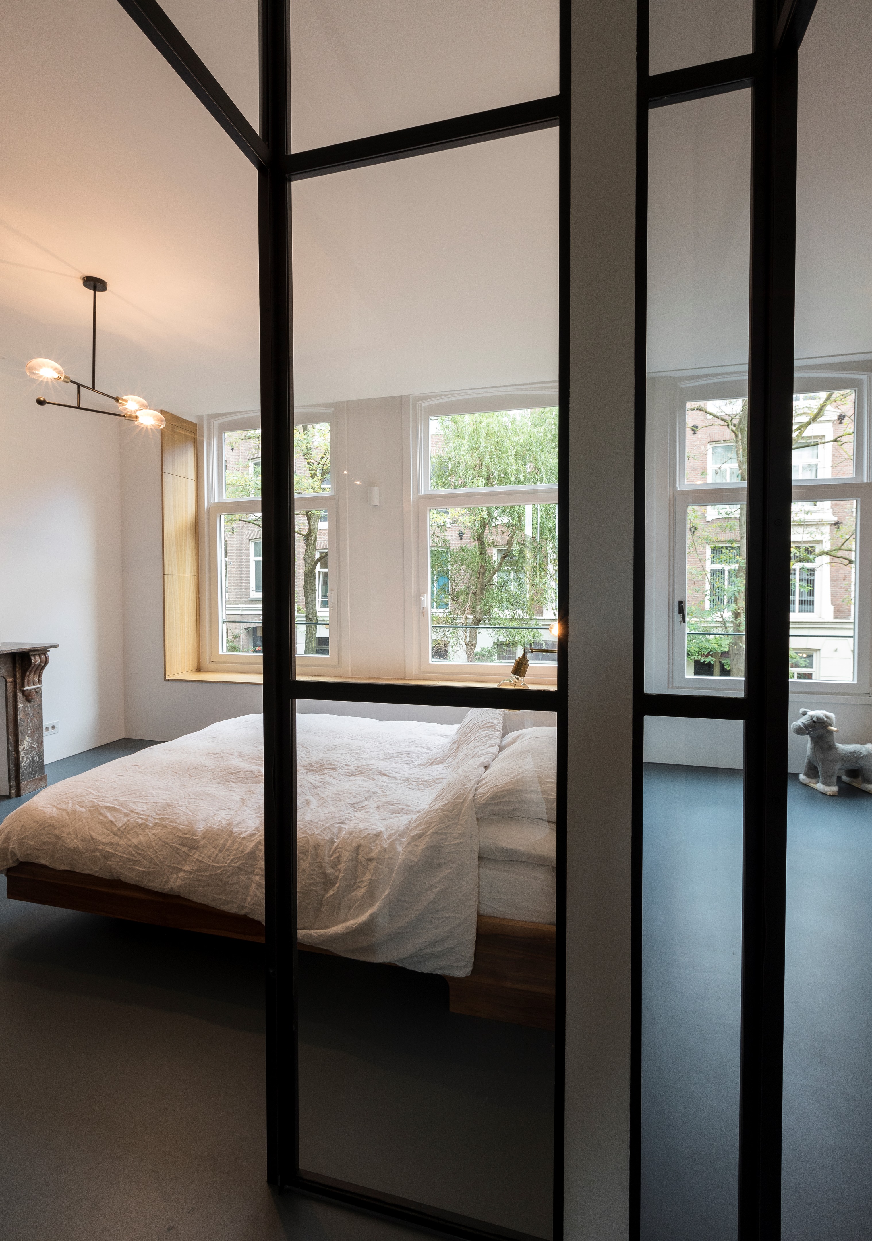 Amsterdam 老宅的“橡木之心”-16