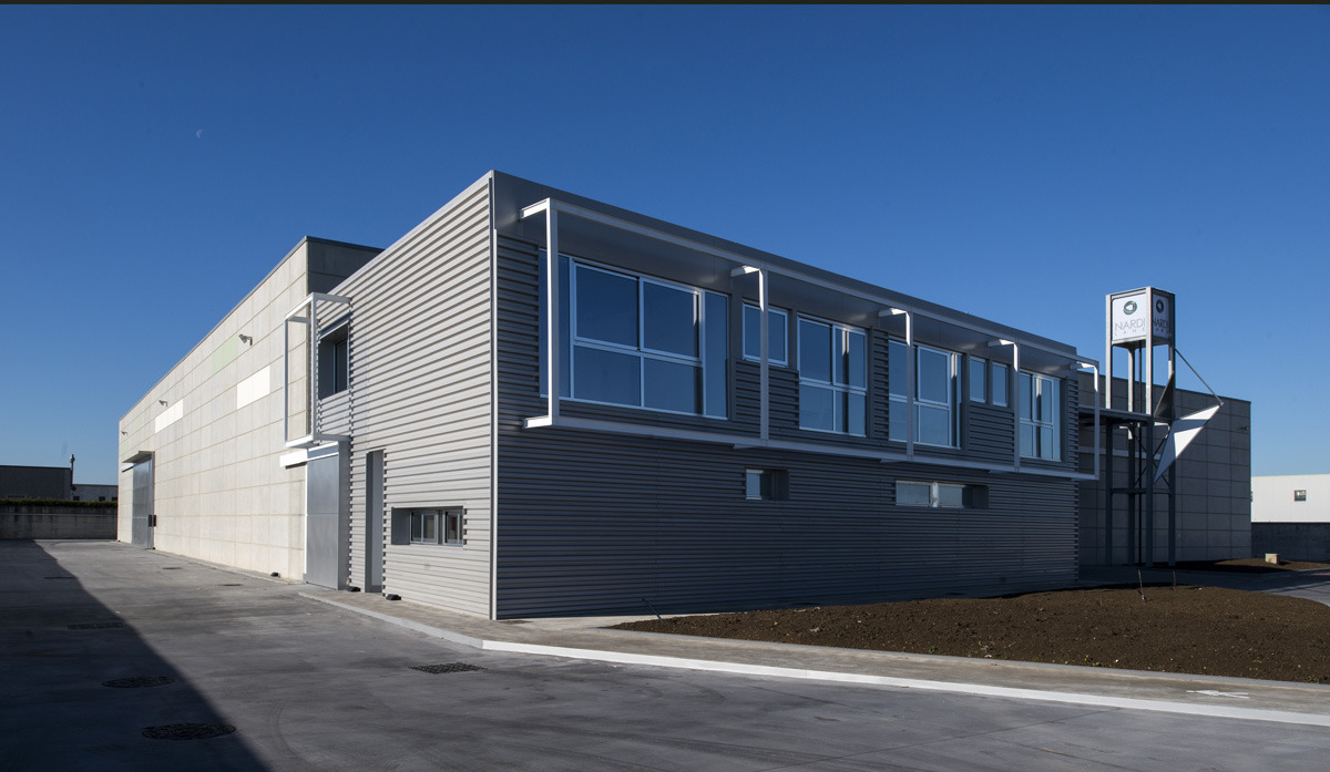 意大利南部工业遗址中的创意办公室-4