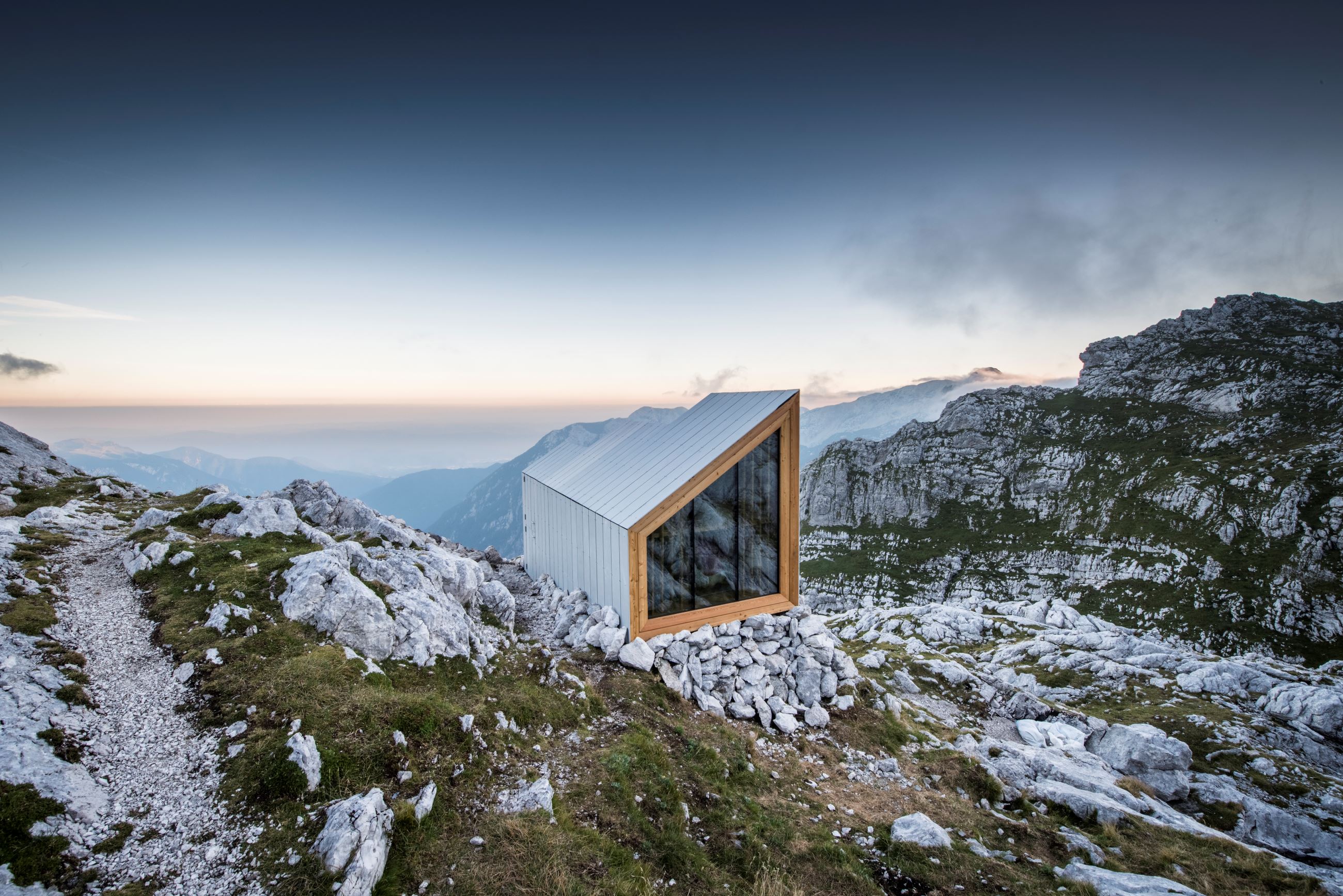 Alpine Shelter - a room with a view-0