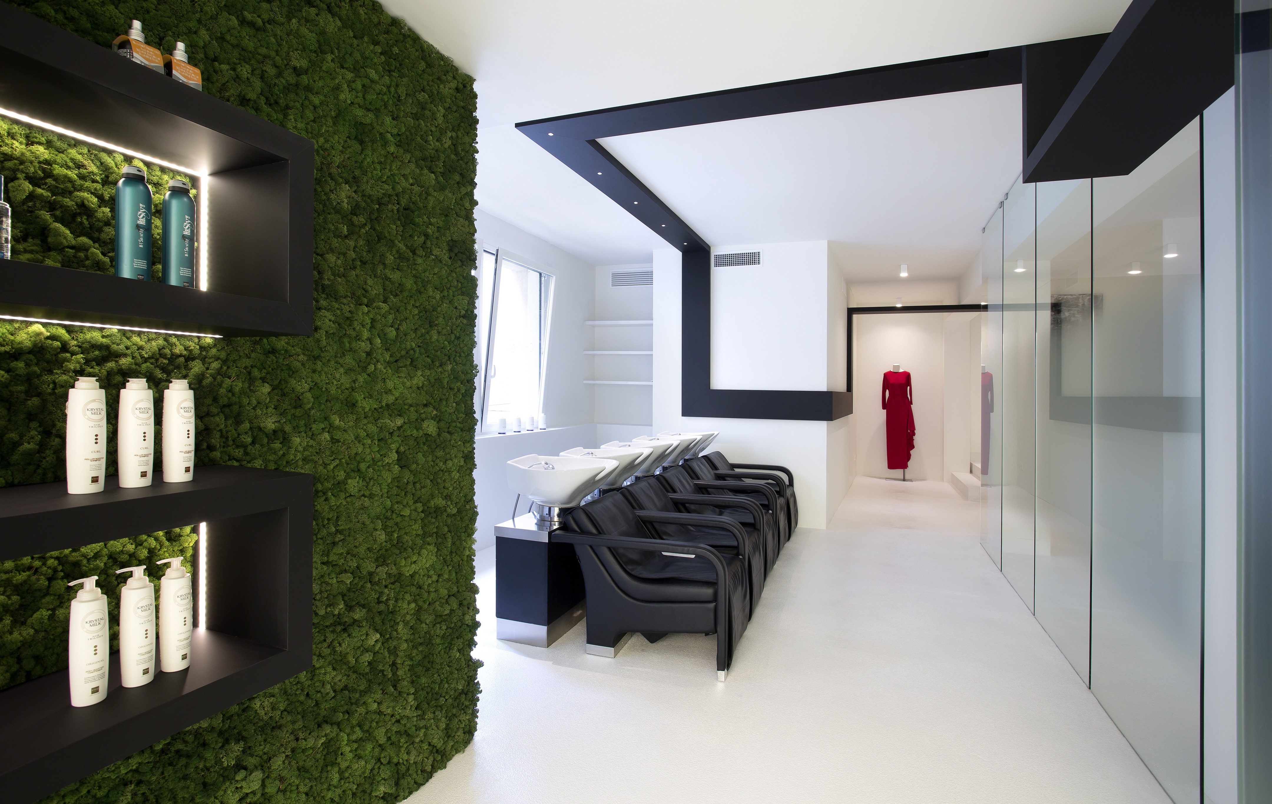 变化的线条之美 · 意大利商店室内设计-9