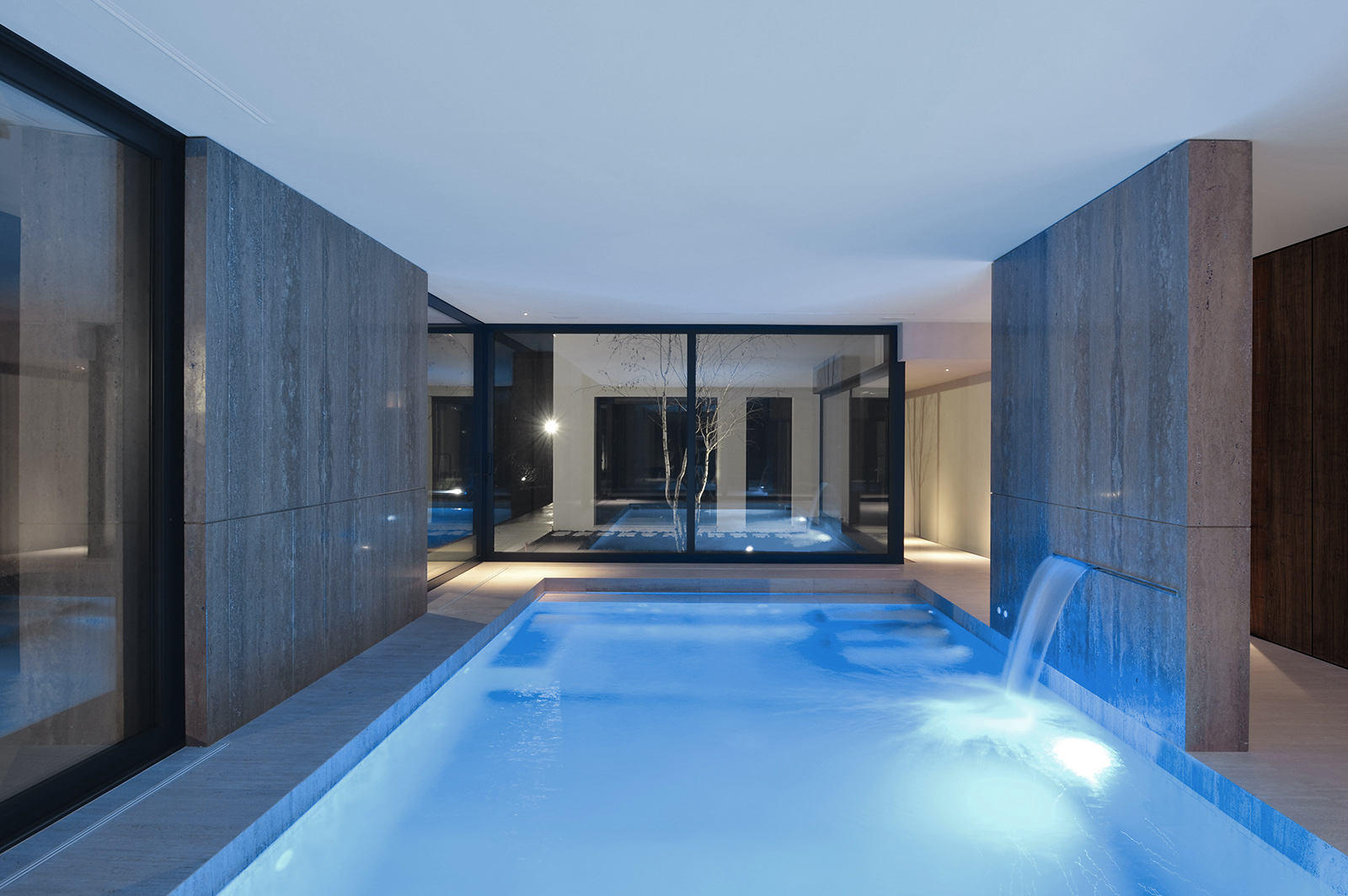 2018 年完成的意大利 60 年代住宅翻新设计-6