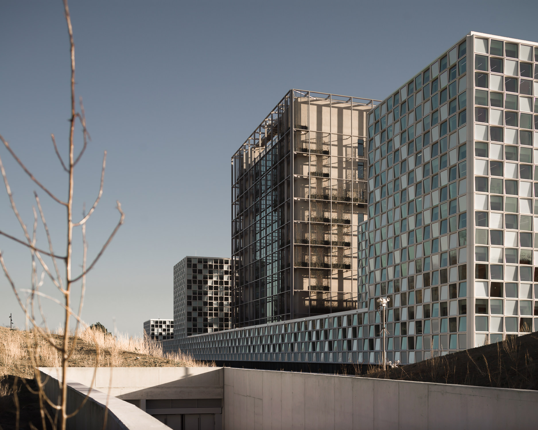 2015 年国际刑事法庭 | 公共广场与法律法院设计-10