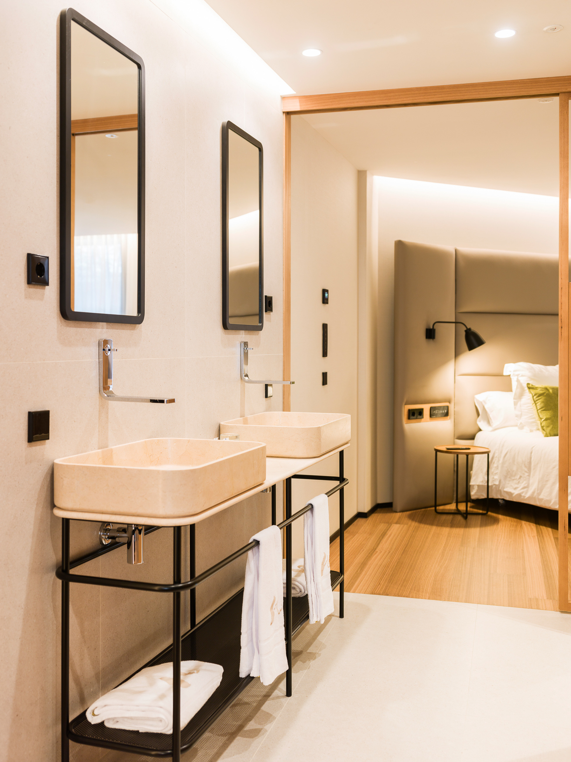 地中海风情融入四星级酒店设计-20