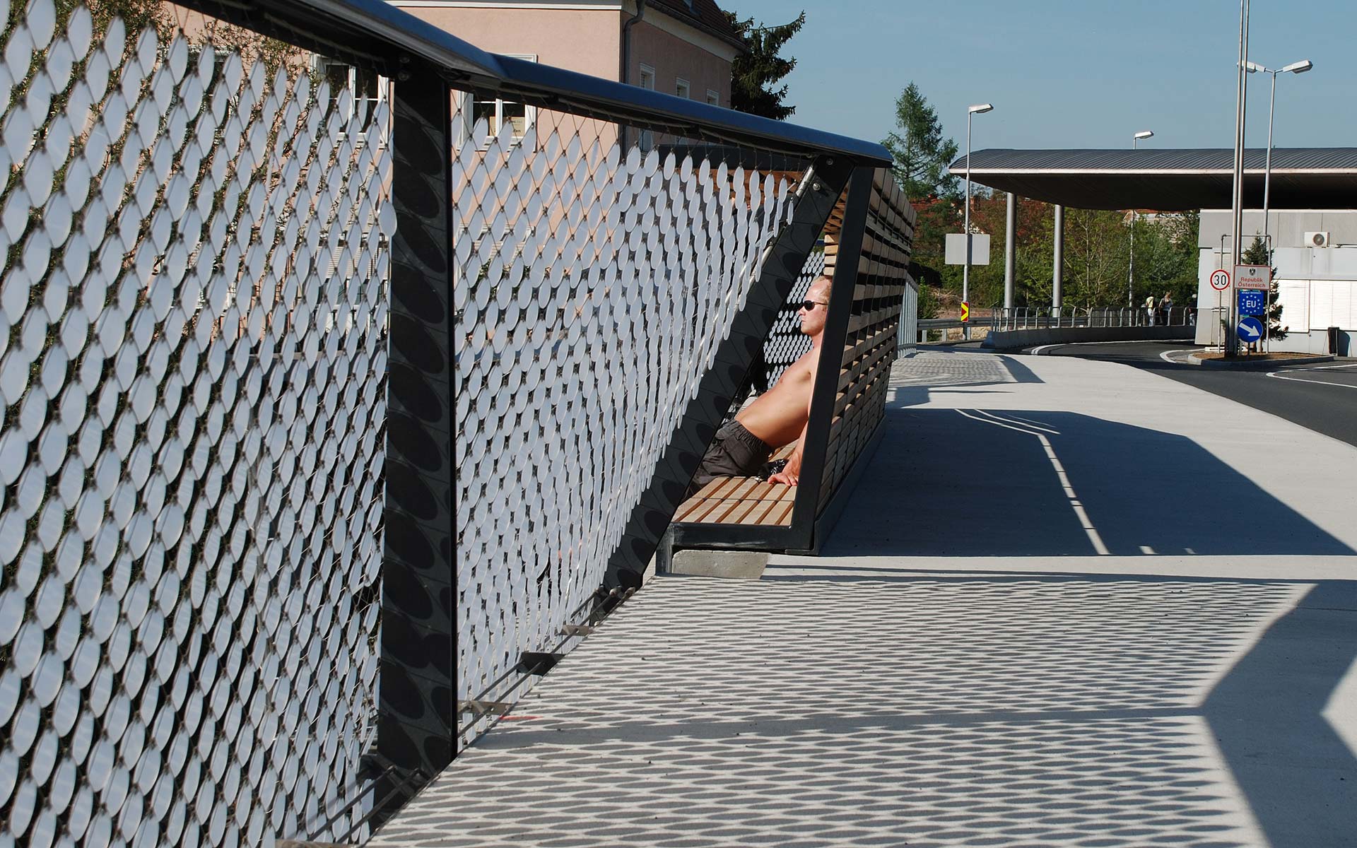 跨界之桥 · 连接文化和生活的艺术之作-9