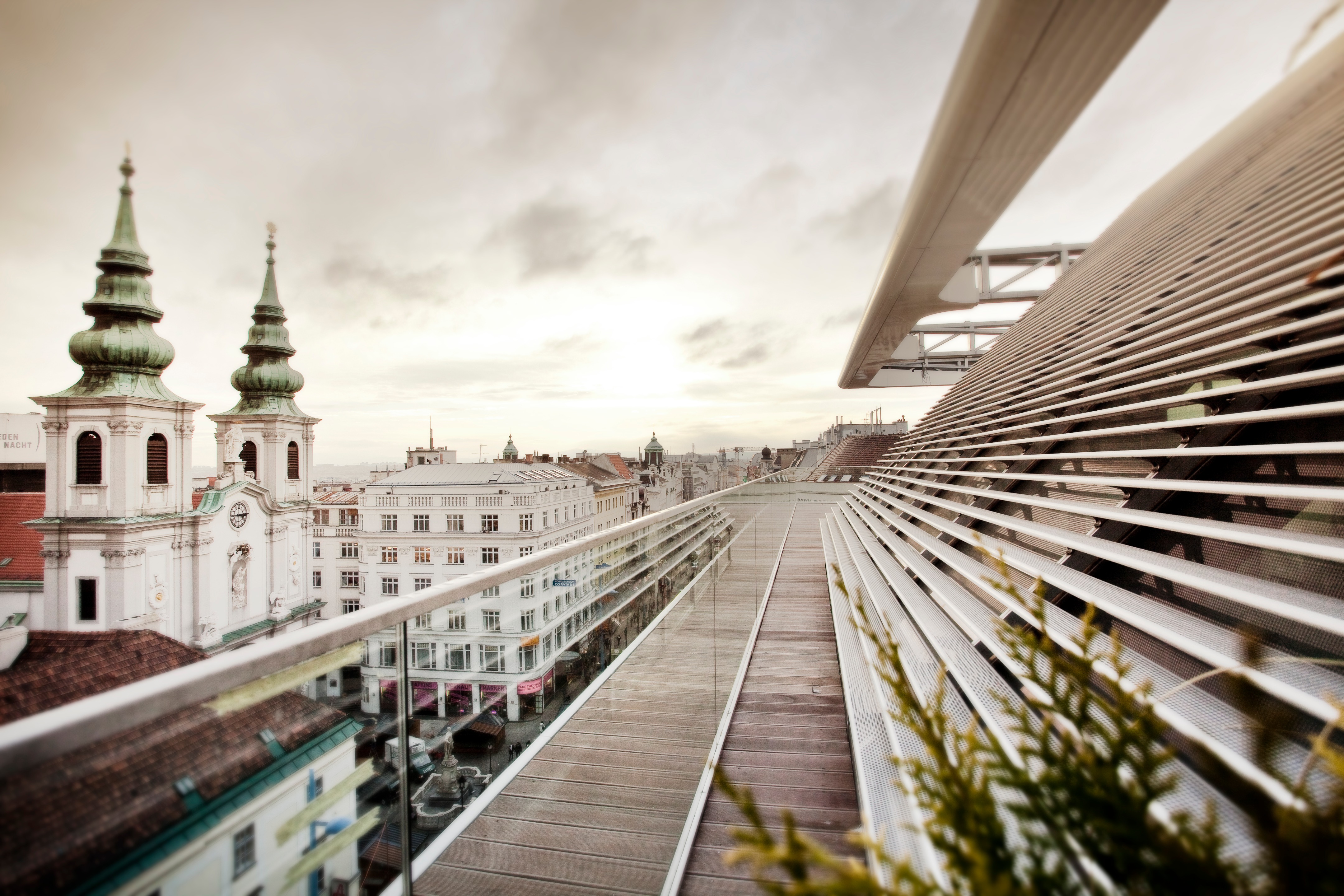 维也纳 Gerngross 购物商场翻新-7