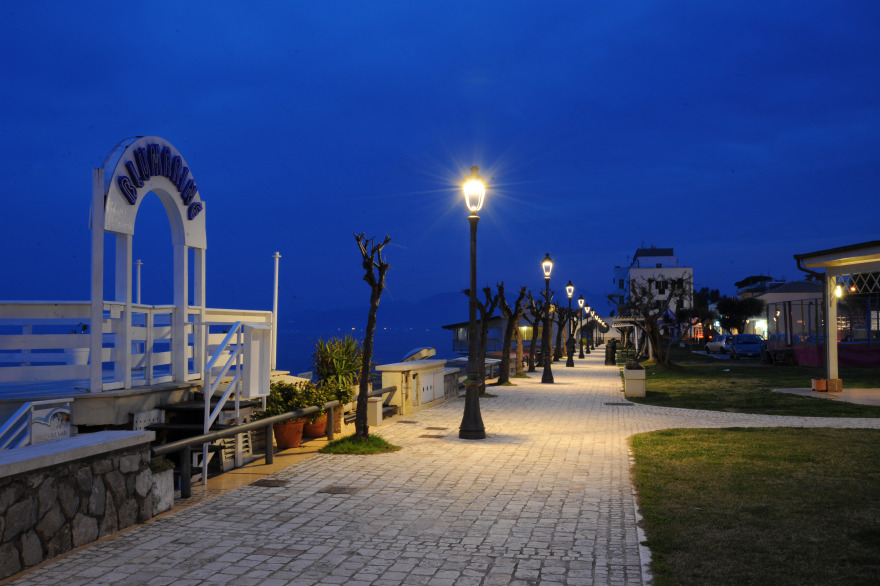 意大利 Sperlonga 城市照明与家具设计-19