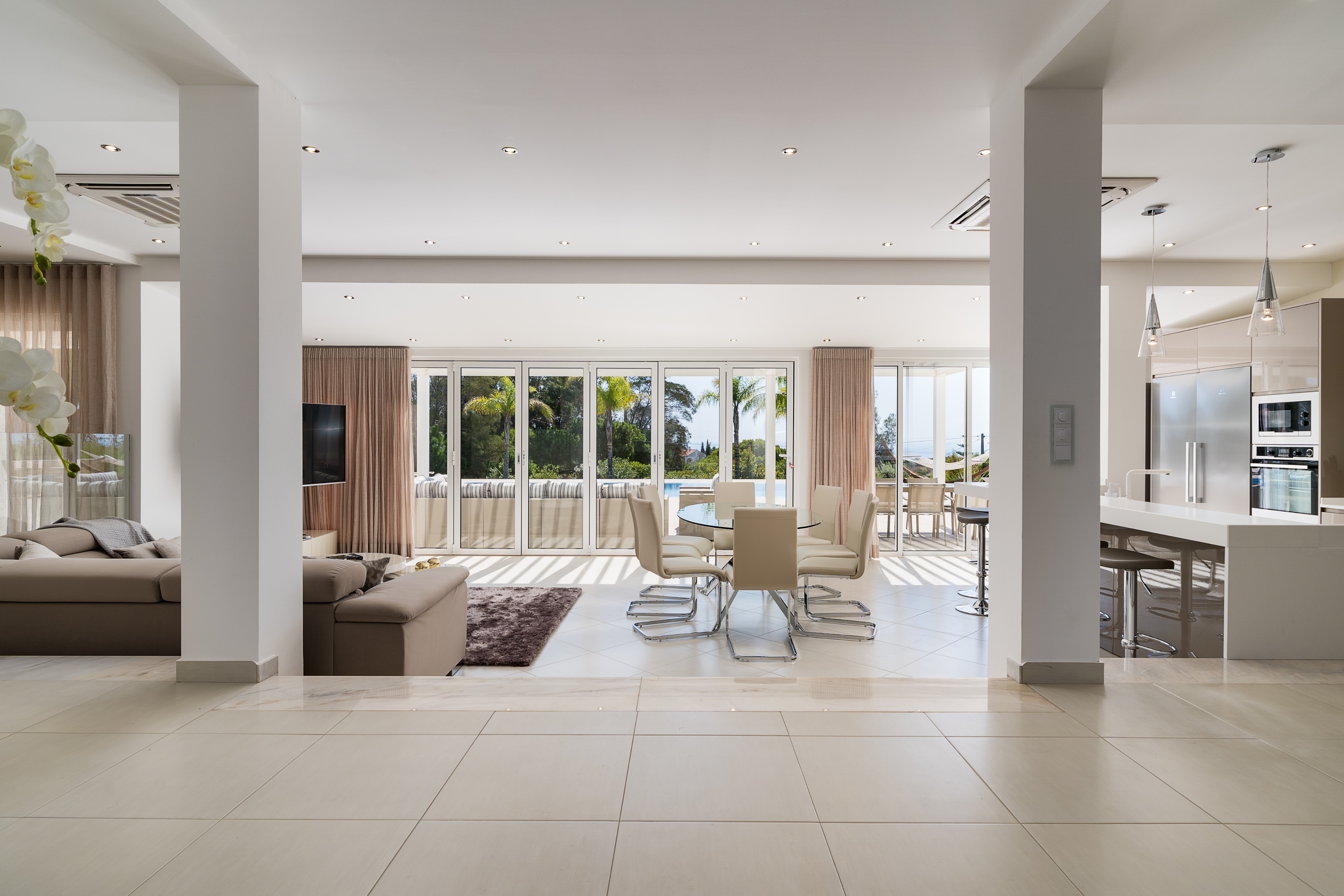 Simple Taste 团队打造的金色眼睛别墅室内设计-37