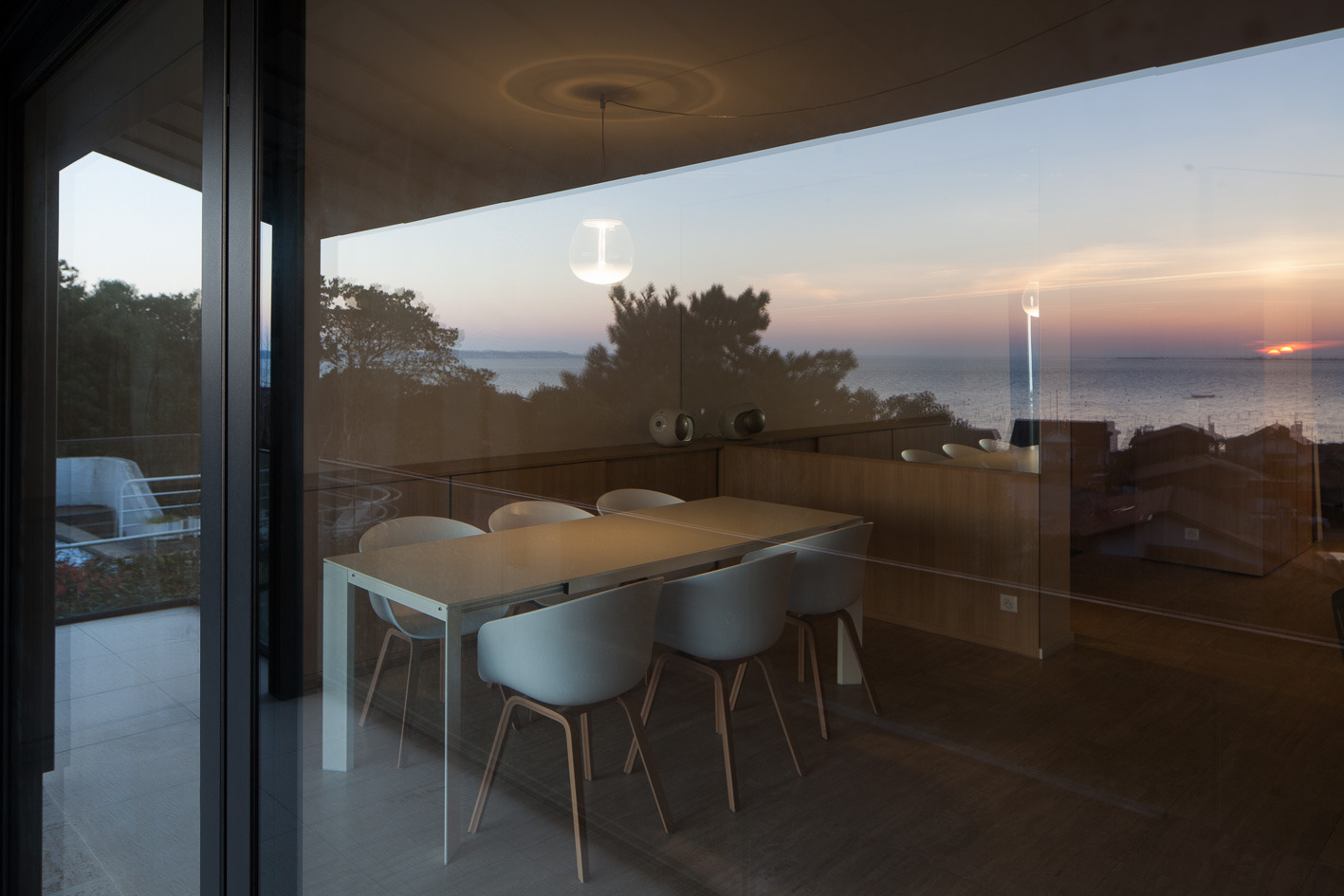 融合环境的法国海岛别墅设计-3