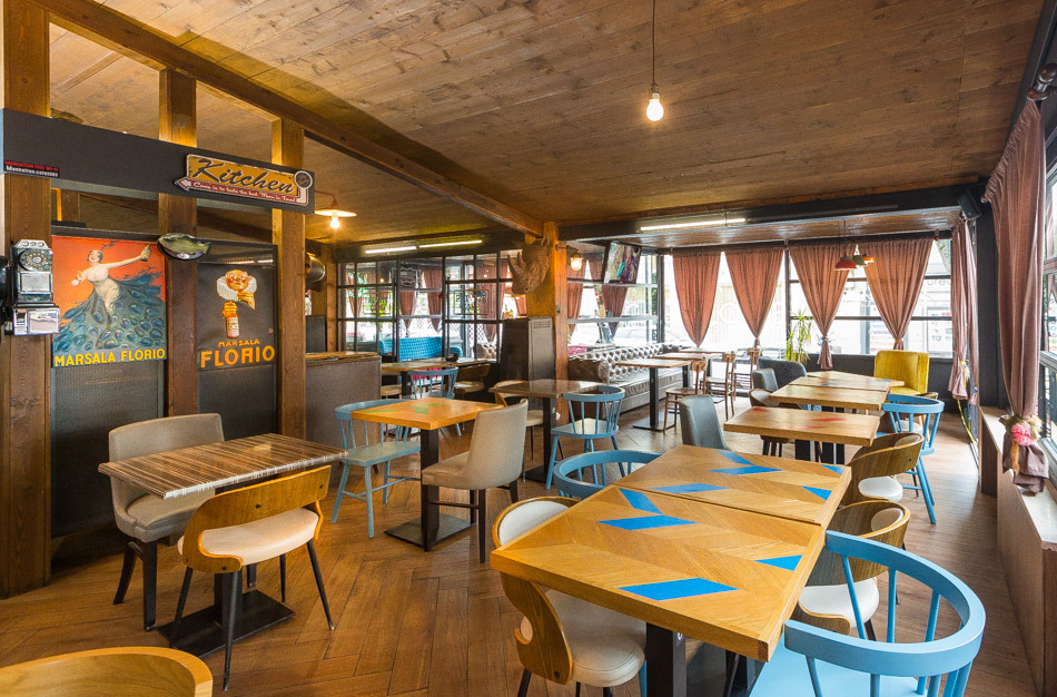 曼哈顿美式酒吧-2