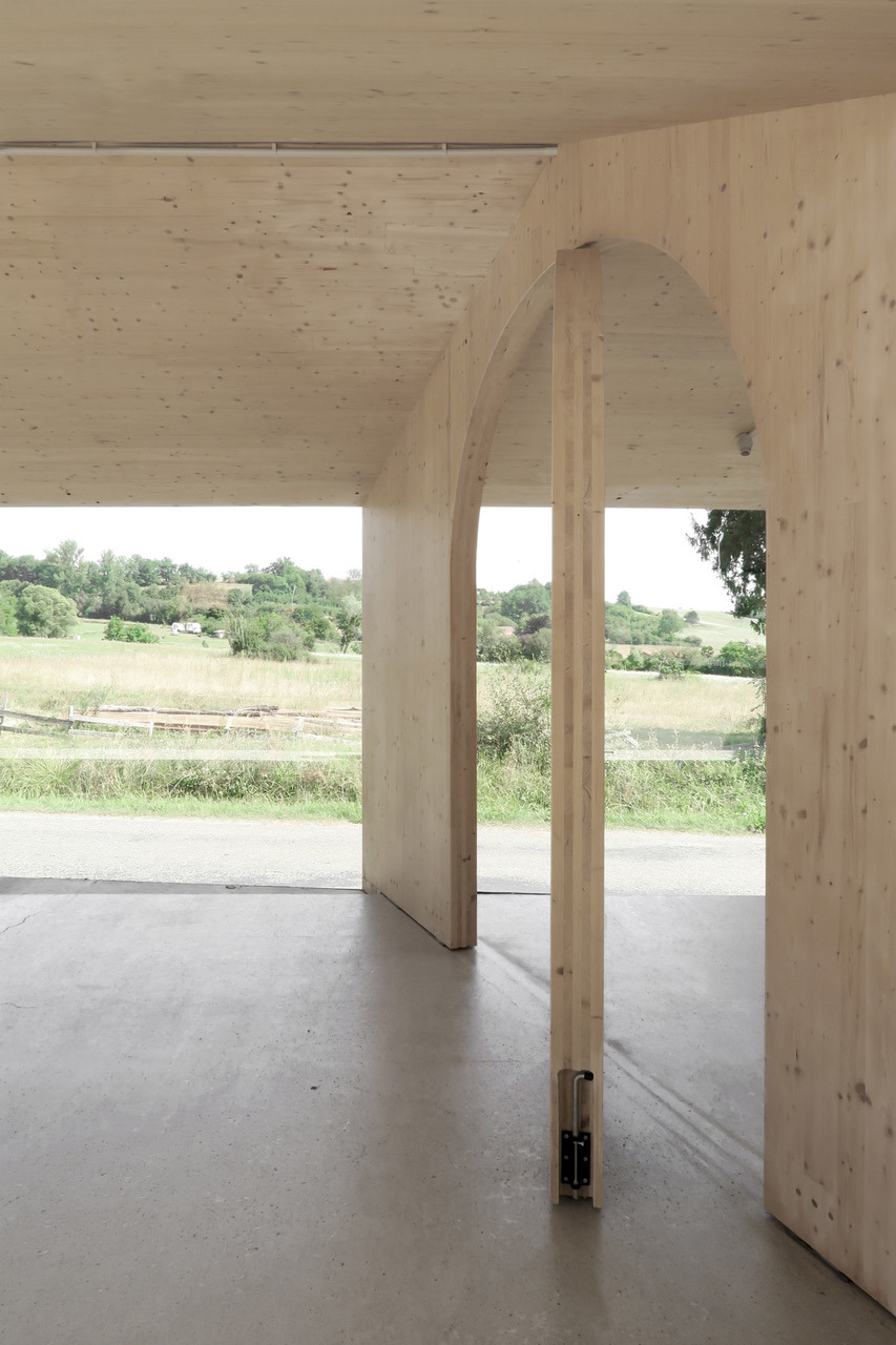 蒙布朗·博卡松学校食堂-2