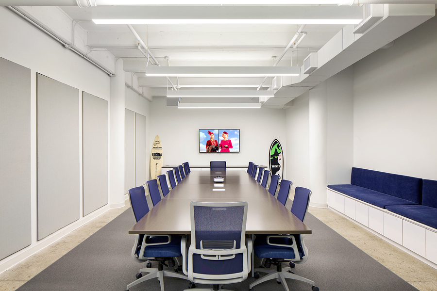 糖果工厂变戏剧新家，321 剧院管理公司的创意办公室设计-8