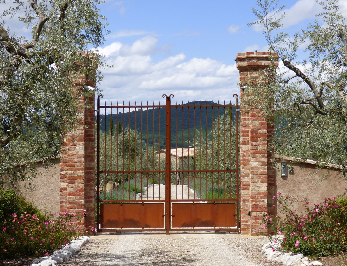 意大利乡村三层楼房改建-2