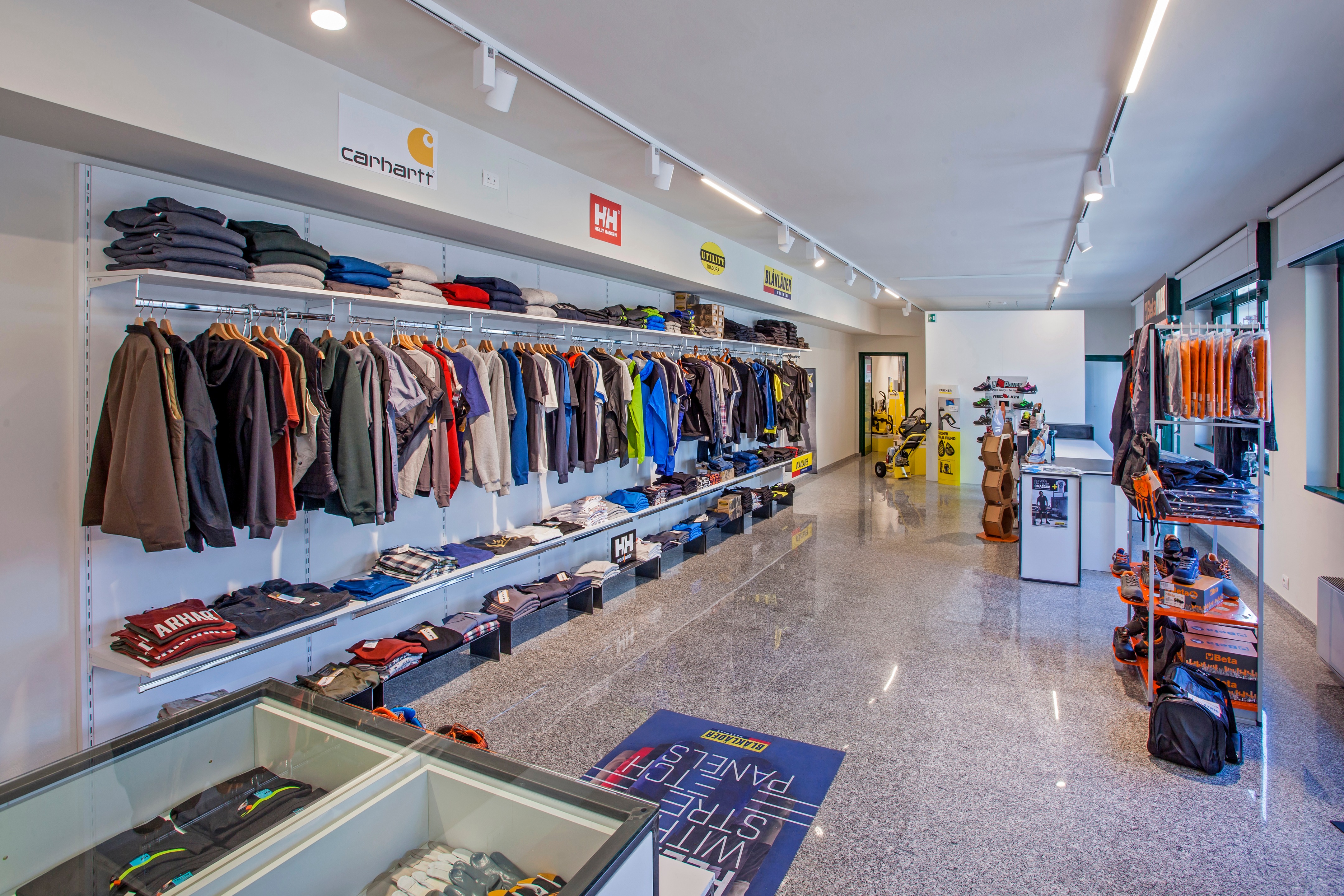 商业建筑室内设计-21