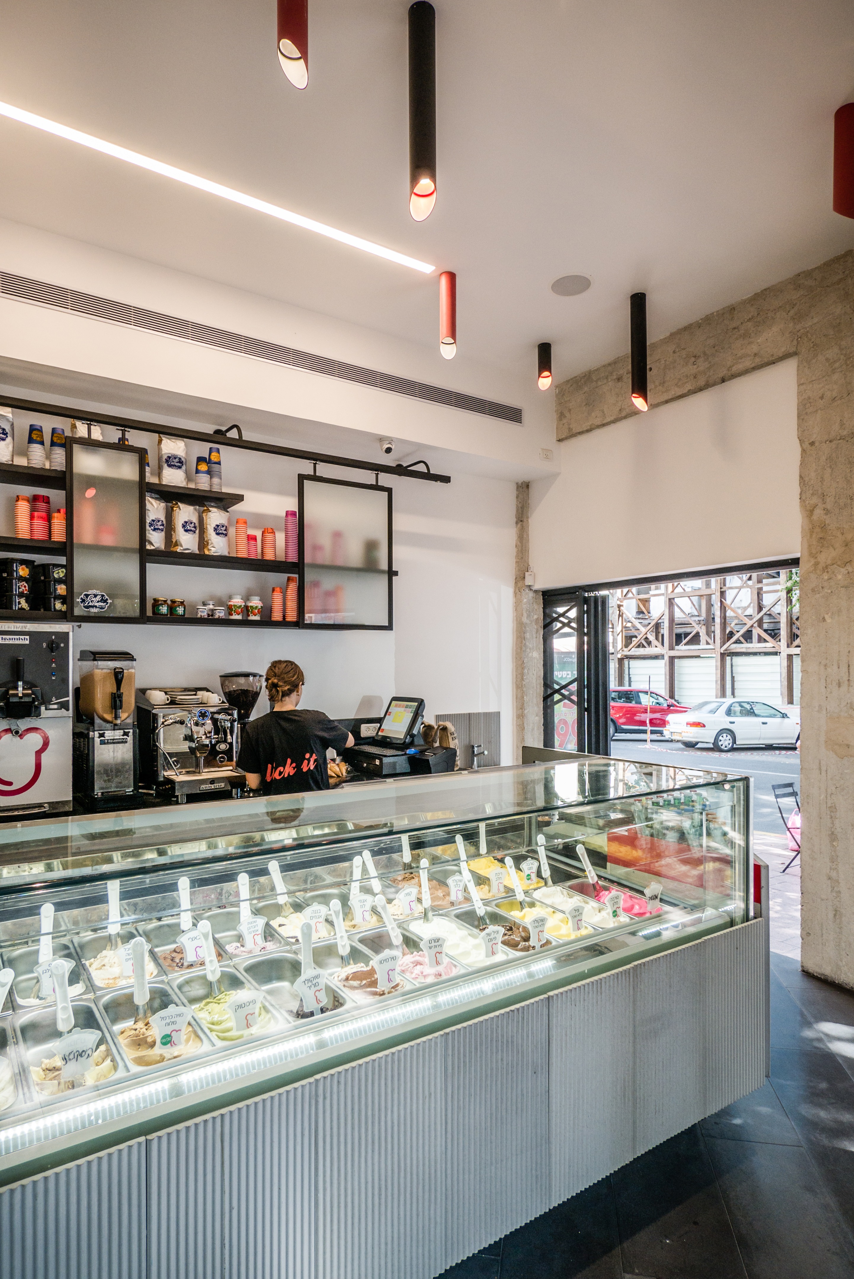 Tel-Aviv 双店"FREEZER"冰淇淋店 设计师 | Shimrit Kaufman & Lital Ophir-13