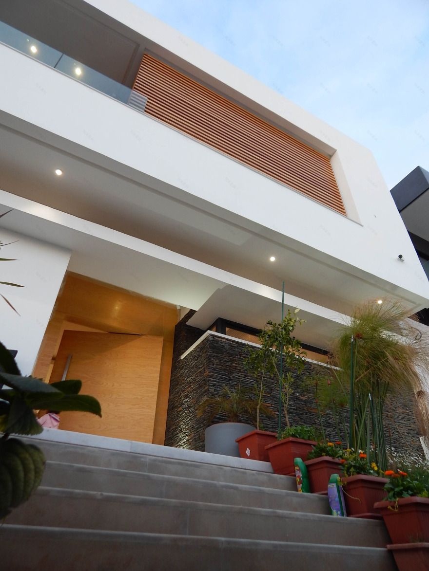 摩洛哥海景现代别墅设计-5