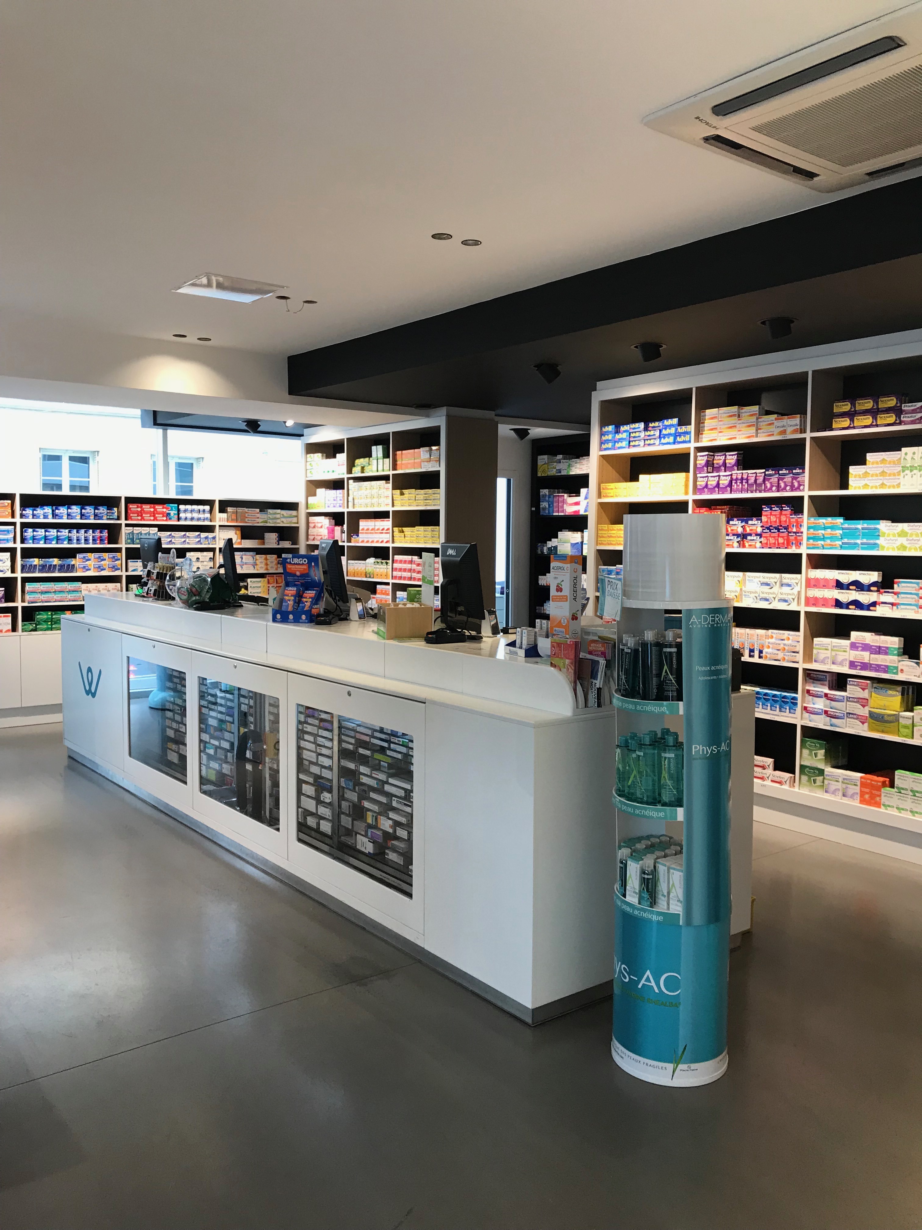 药妆店的艺术变身 | 定制家具与室内设计的完美融合-5