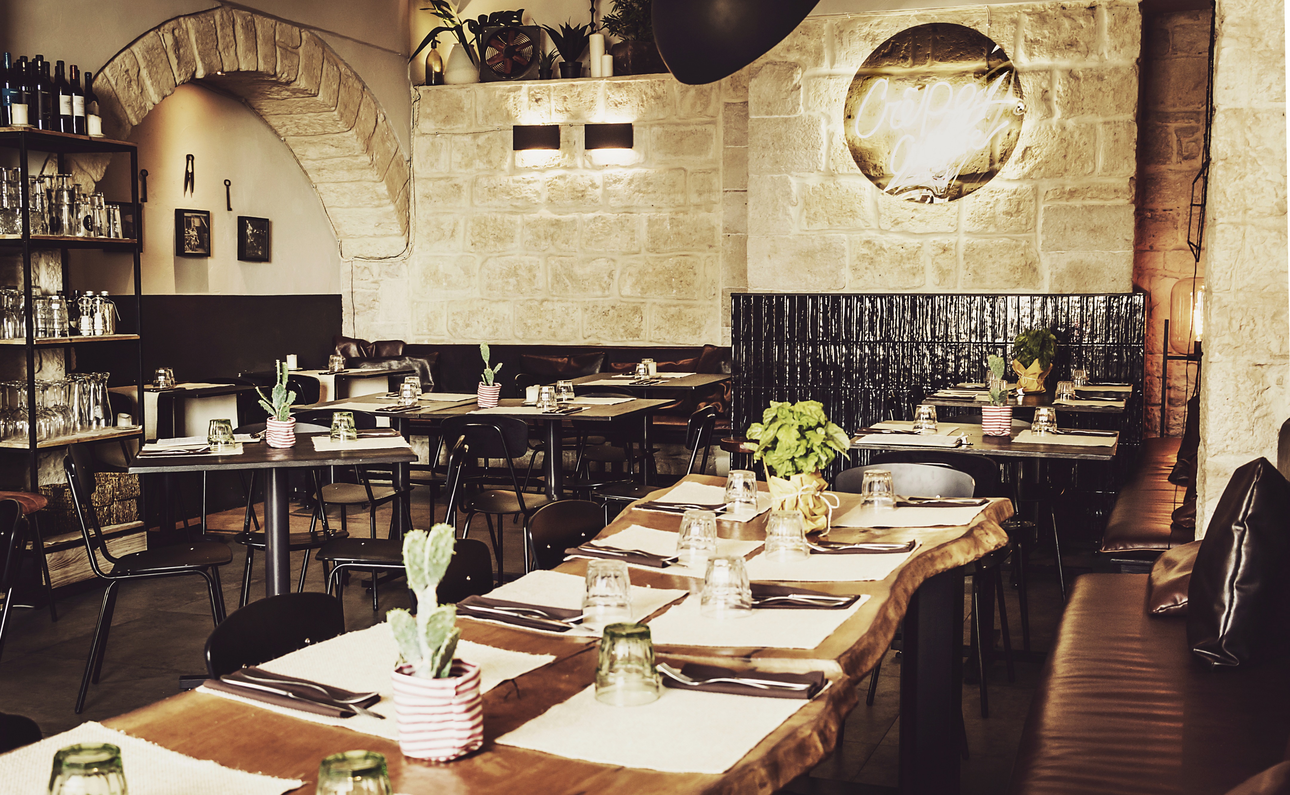 2017 年完成的 SAVI' la creperia 餐厅室内设计-10