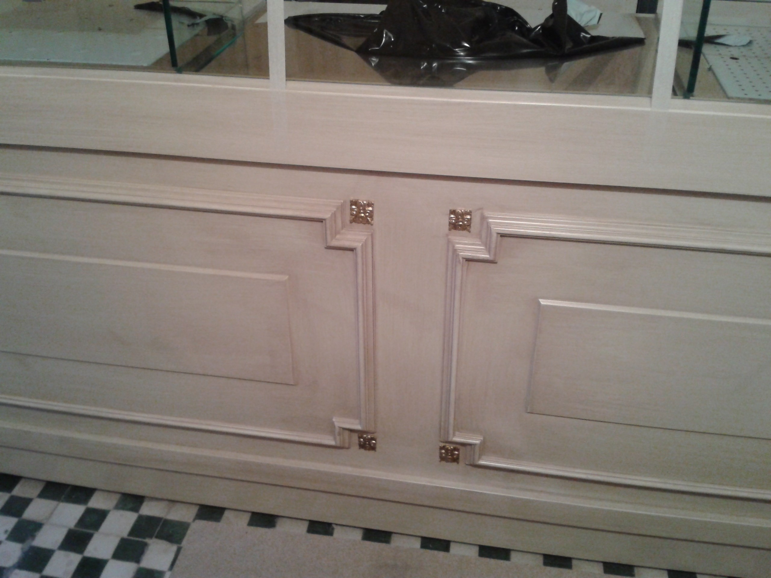 历史建筑中的现代咖啡馆-6