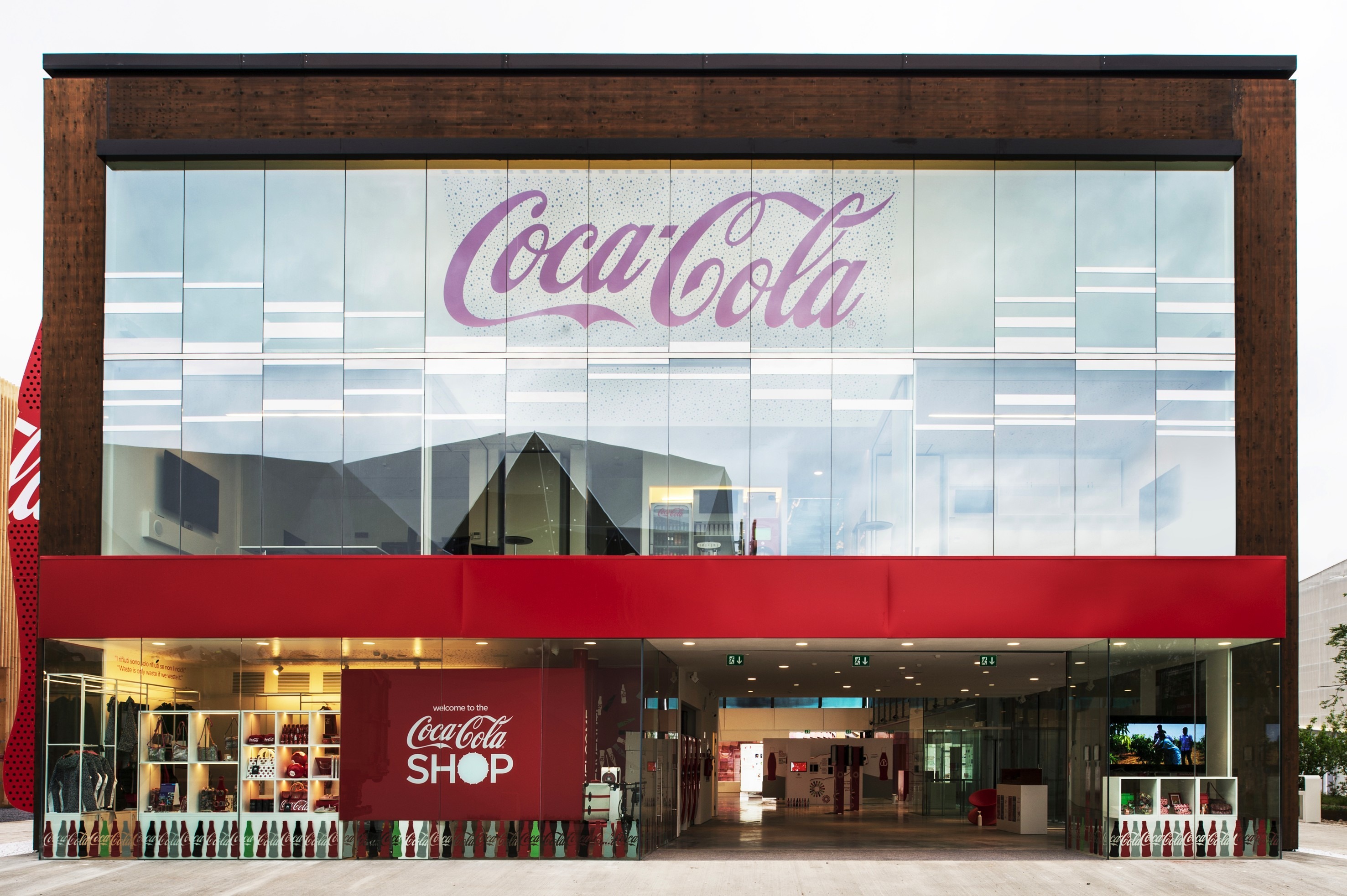 米兰 E·波 2015 可口可乐展馆-1
