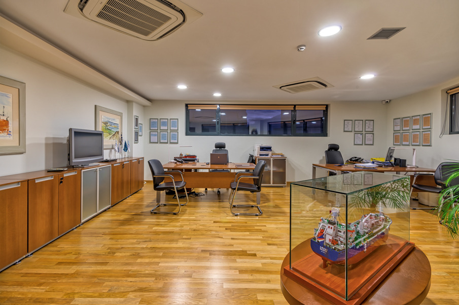 希腊雅典 CORAL SHIPPING 总部室内设计-19