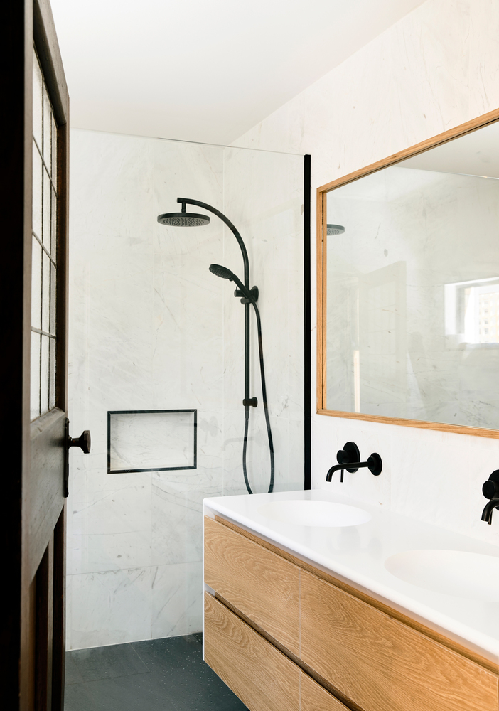 澳洲巴拉拉特湖畔老屋的现代改造-31