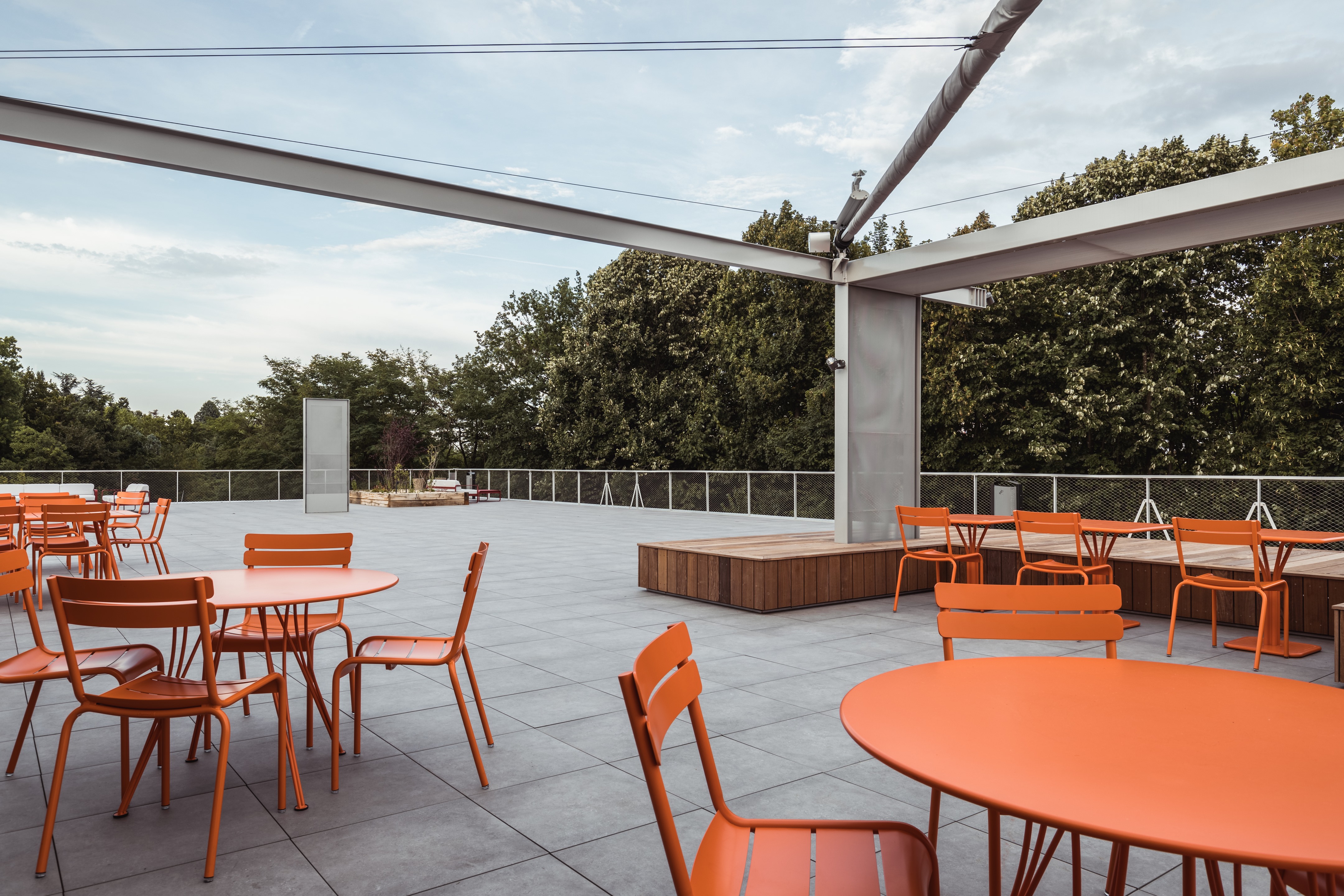 EM Lyon 商学院屋顶露台改造-20