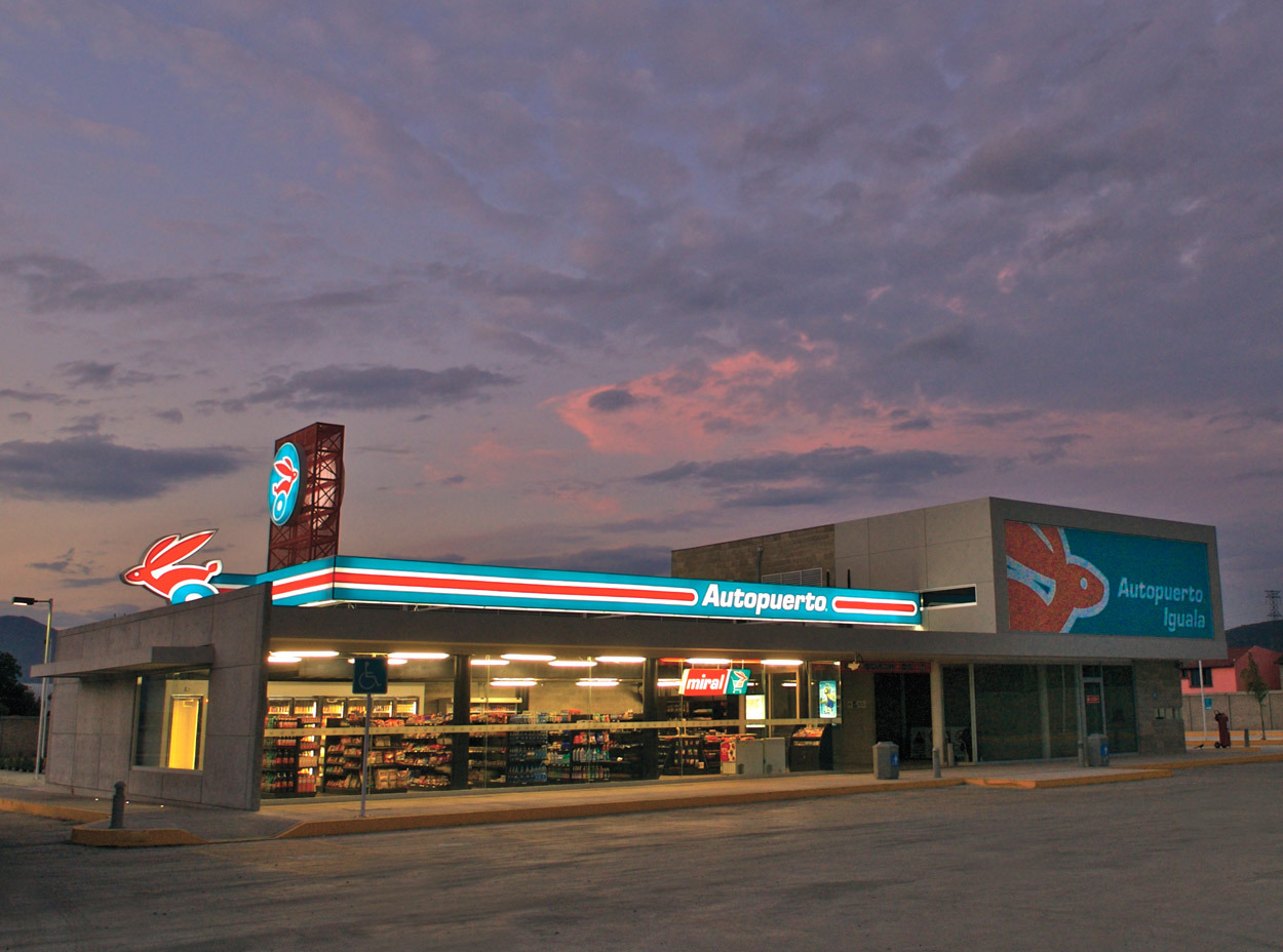 墨西哥 Miral 购物中心 | RIMA Arquitectura 室内设计佳作-1