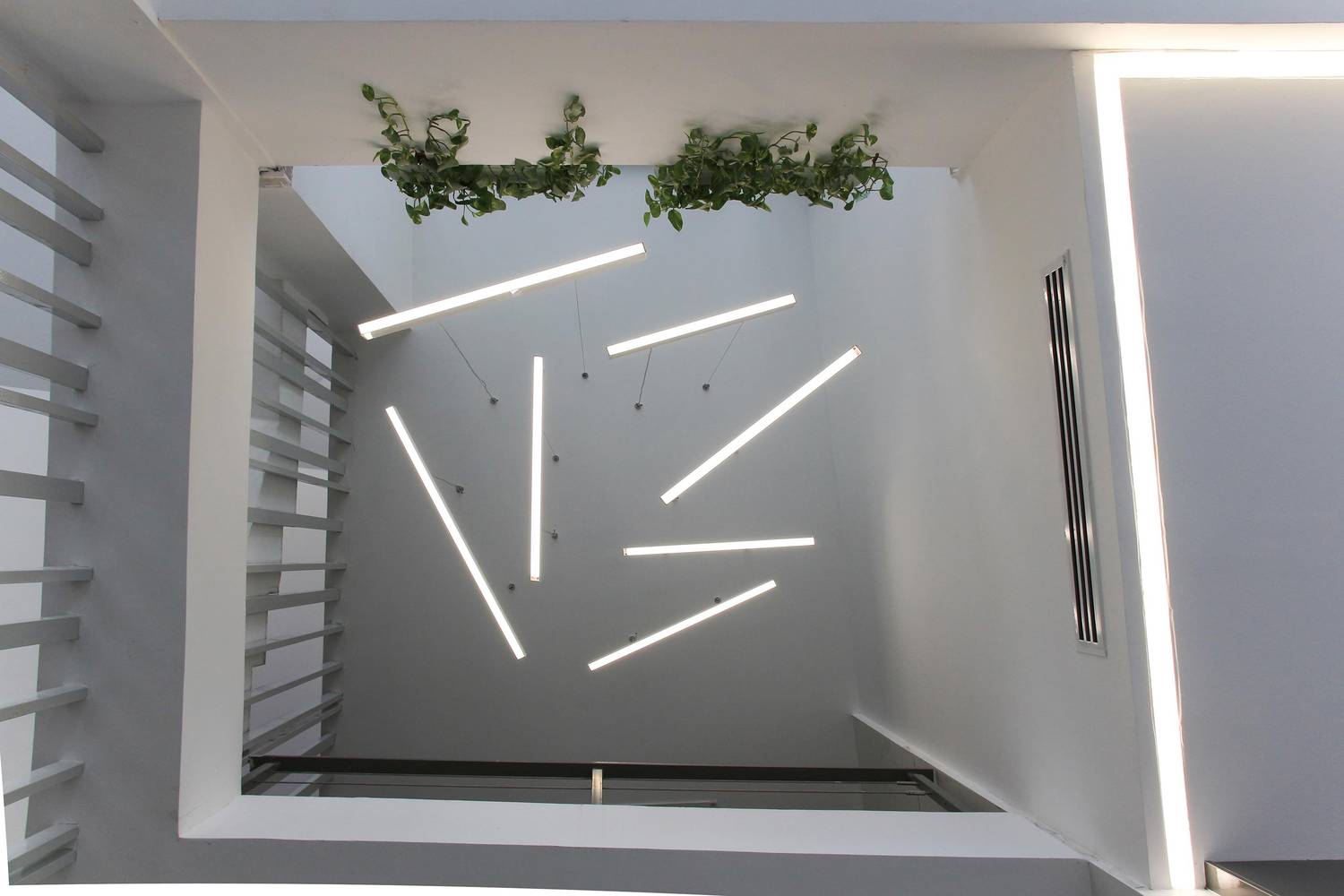 基什双层壳绿色办公建筑-34