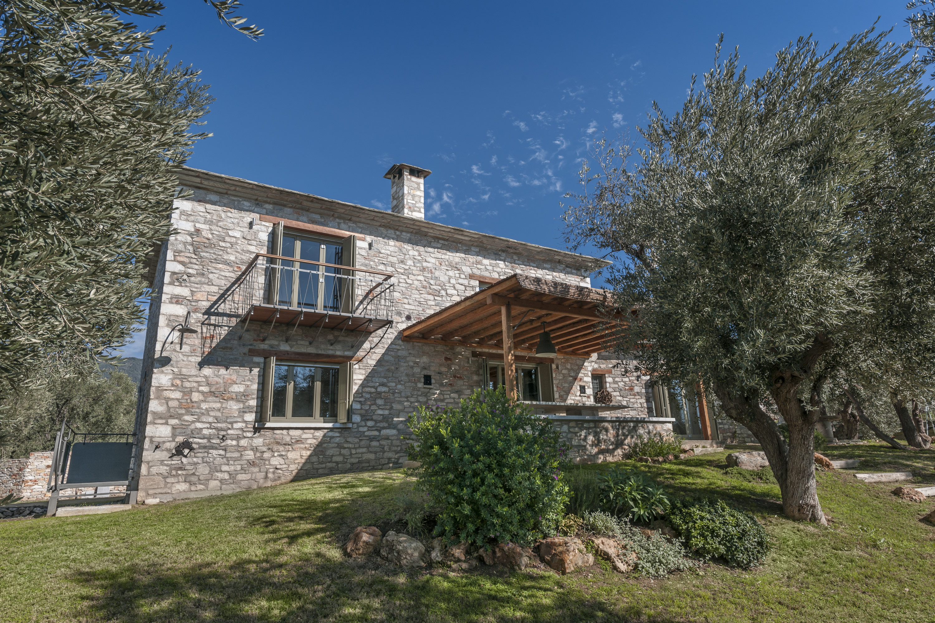 Pelion Greece 海滨传统石屋-1