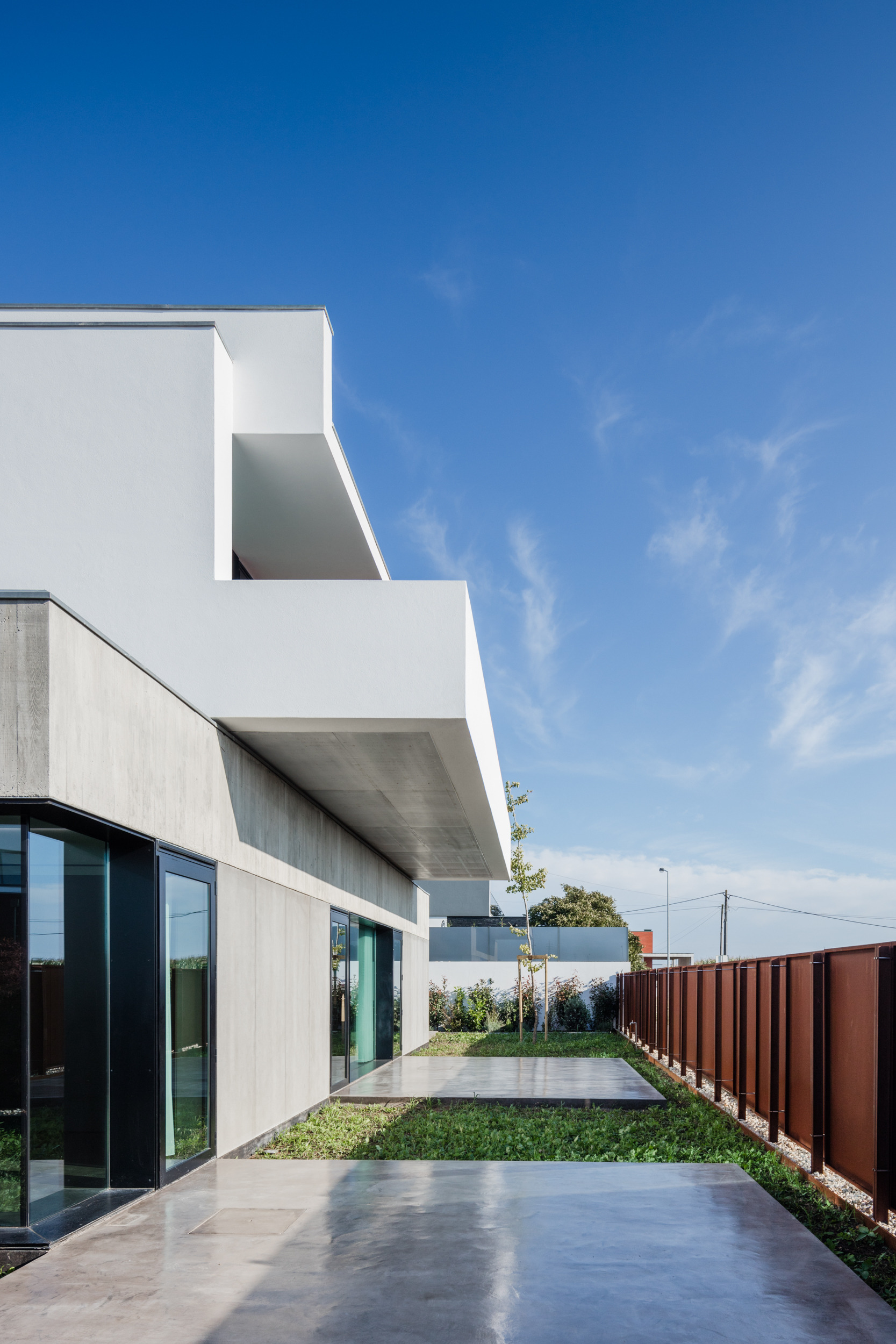 简约实用的新派住宅设计-6