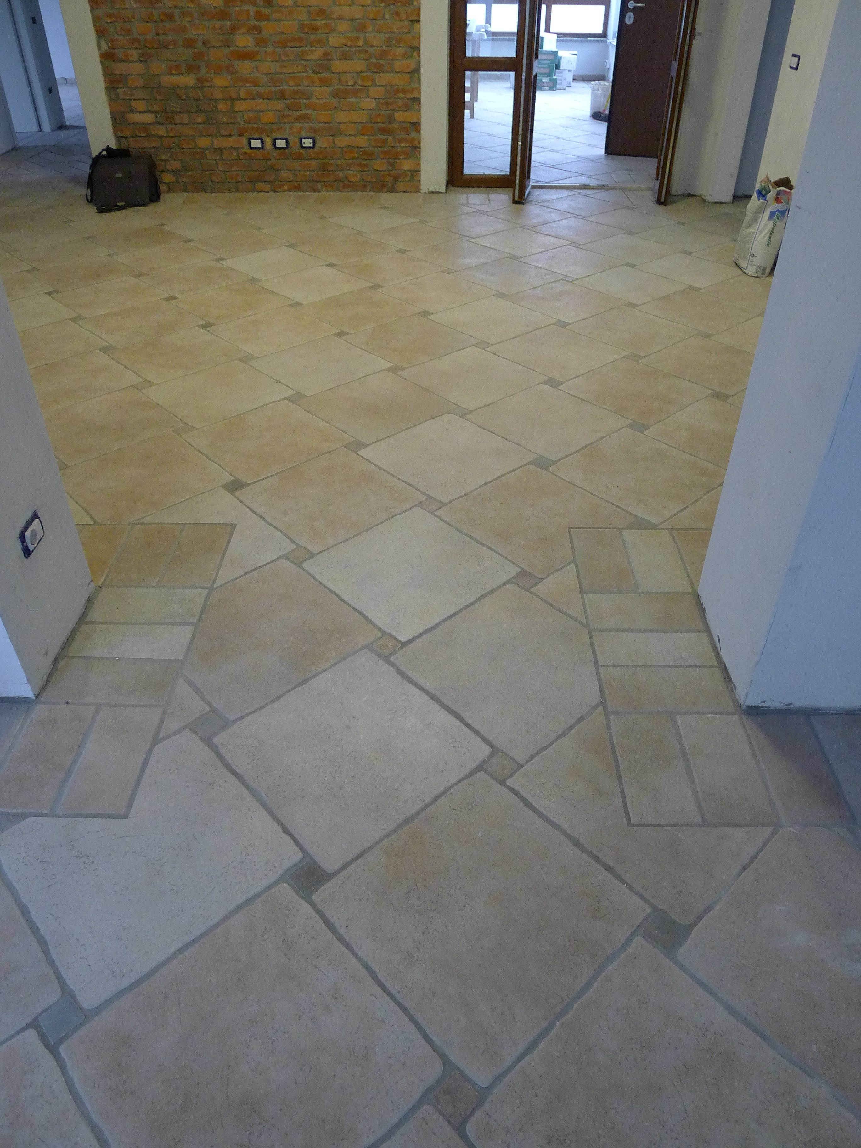 历史与现代交融的别墅双家庭住宅翻新设计-15