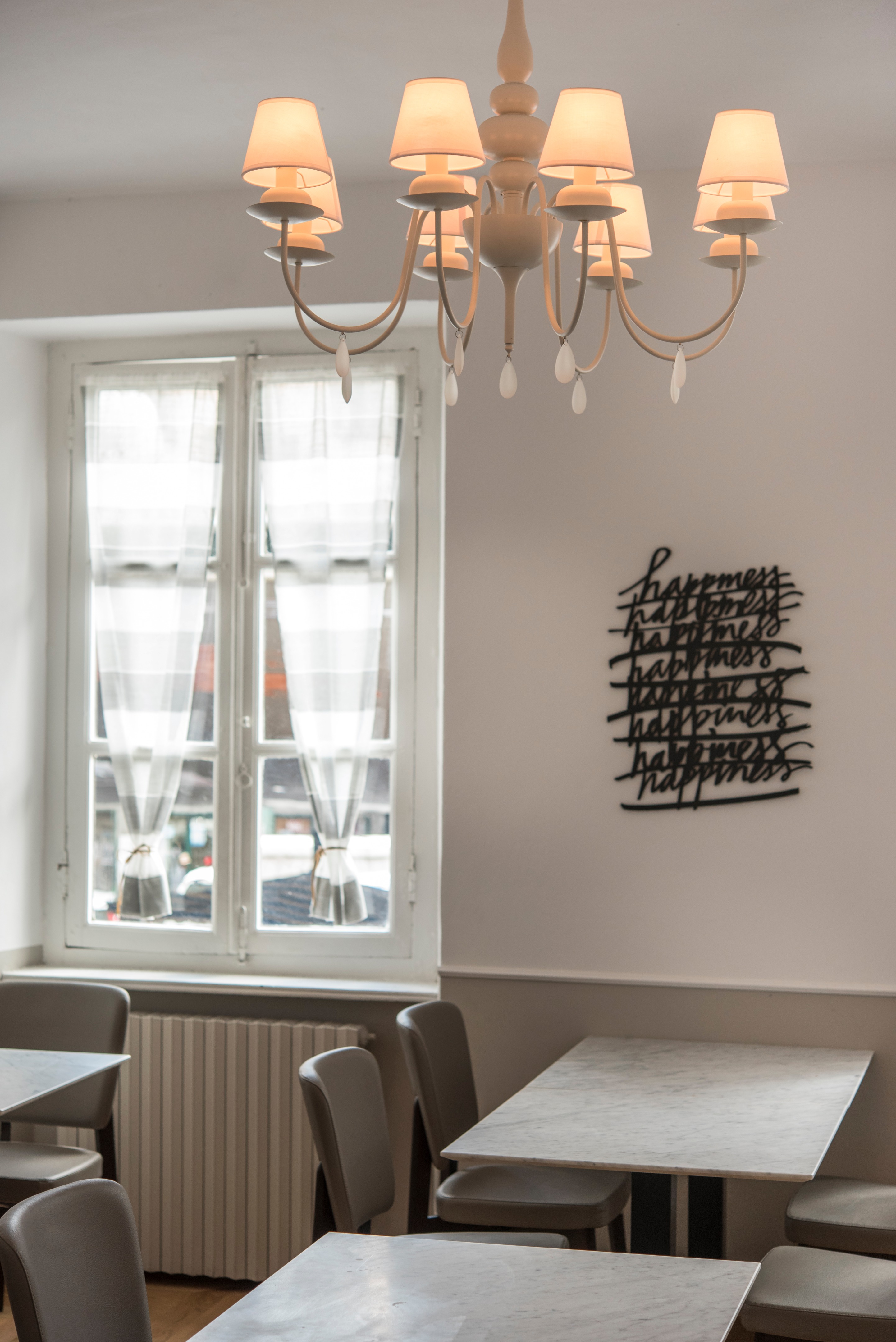 融合传统与创新的意大利餐厅设计-23