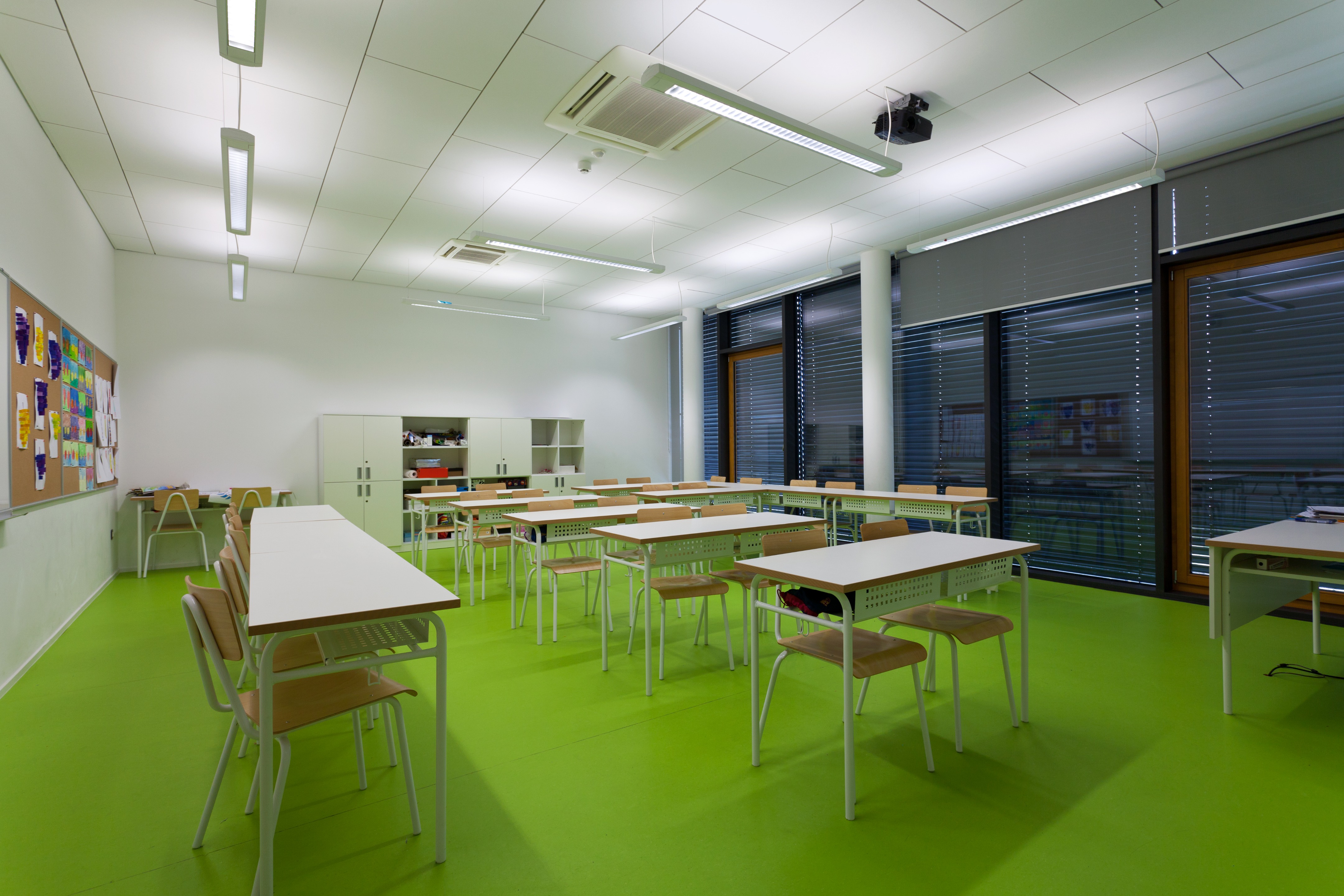 克罗地亚幼儿园与学校照明设计案例-0