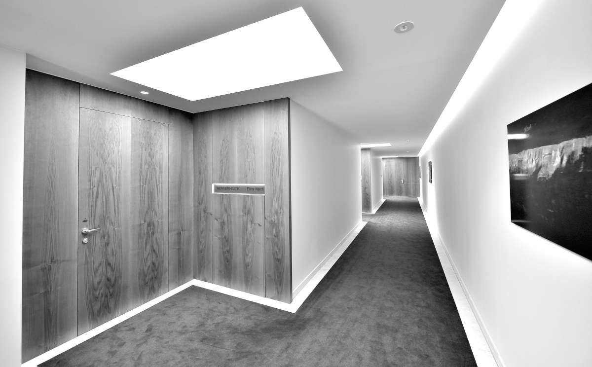 阿尔卑斯山间的五星级酒店改造-82