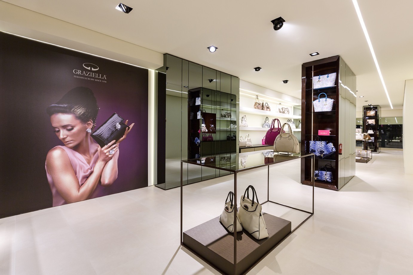 GRAZIELLA 旗舰店设计-21