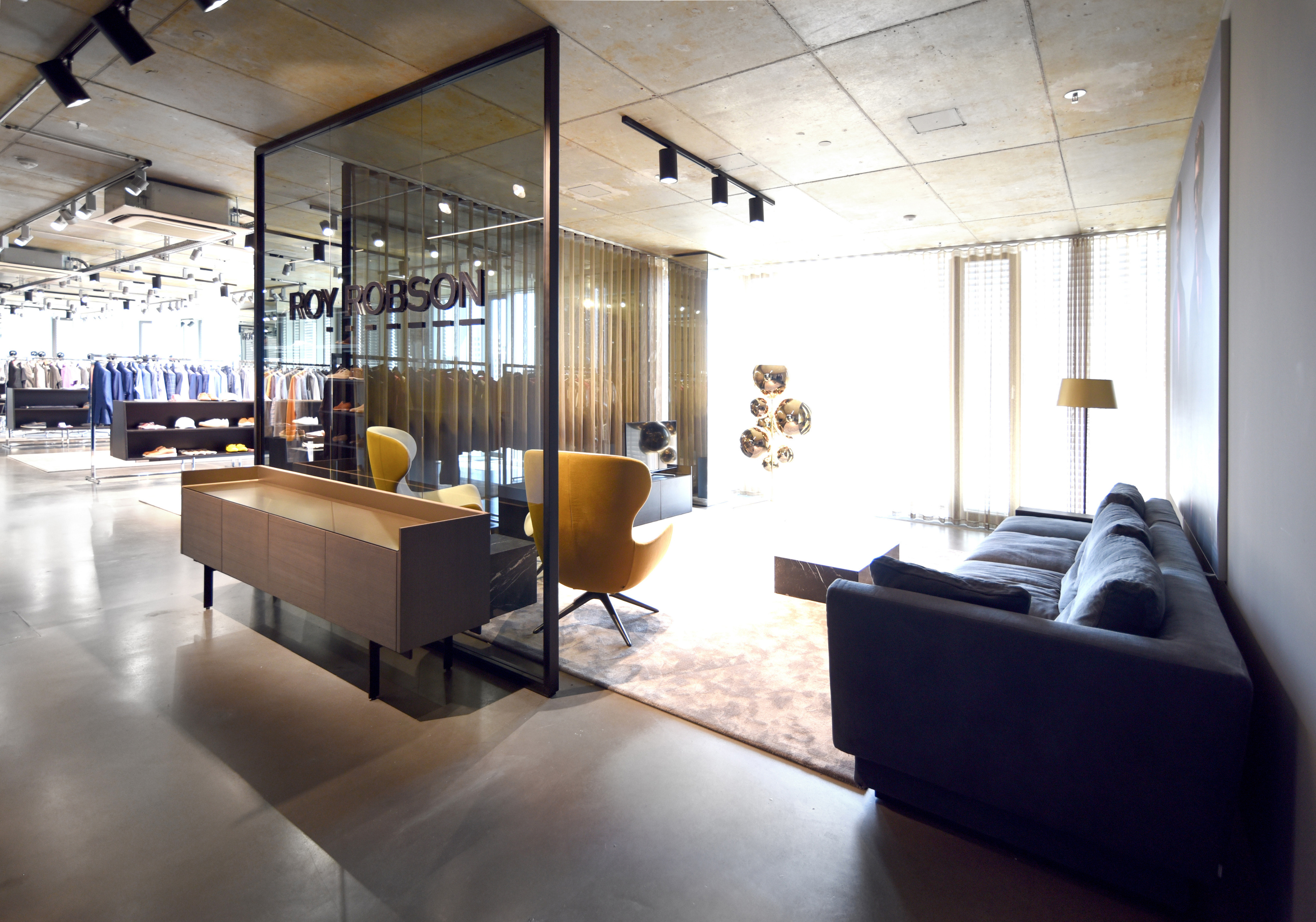 德国杜塞尔多夫 Roy Robson 时尚展示厅-1