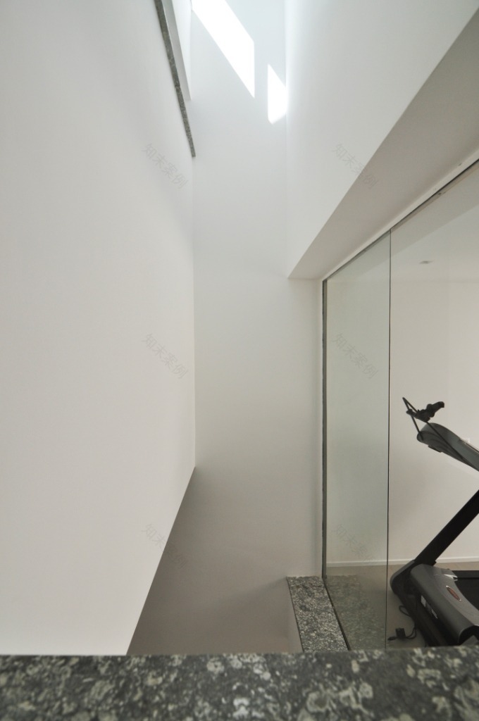 意式海滨小城住宅的现代演绎-27