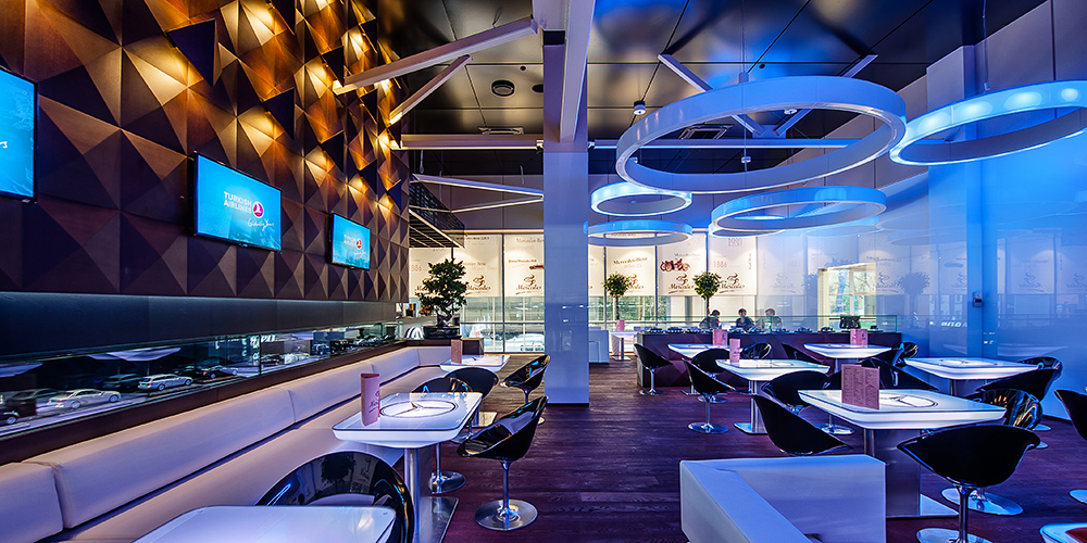 梅赛德斯奔驰咖啡厅-10