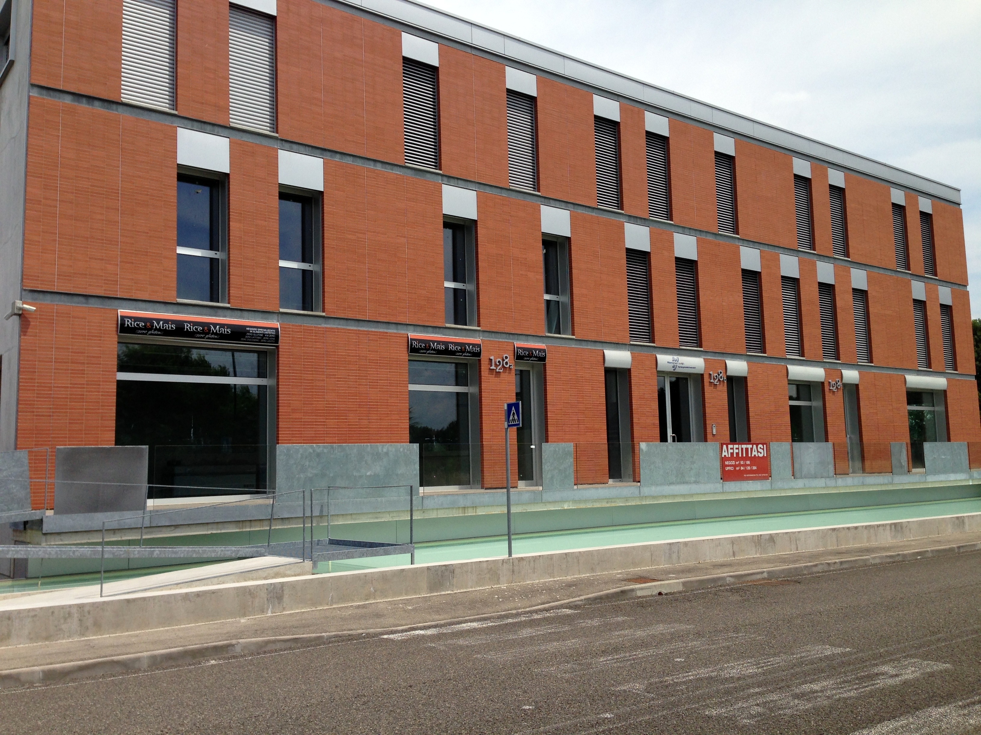 2013 年完成的 Direzionale 办公楼 | 精简现代的设计风格-57