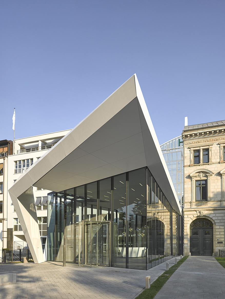 汉莎默库尔基础资产公司总部-9