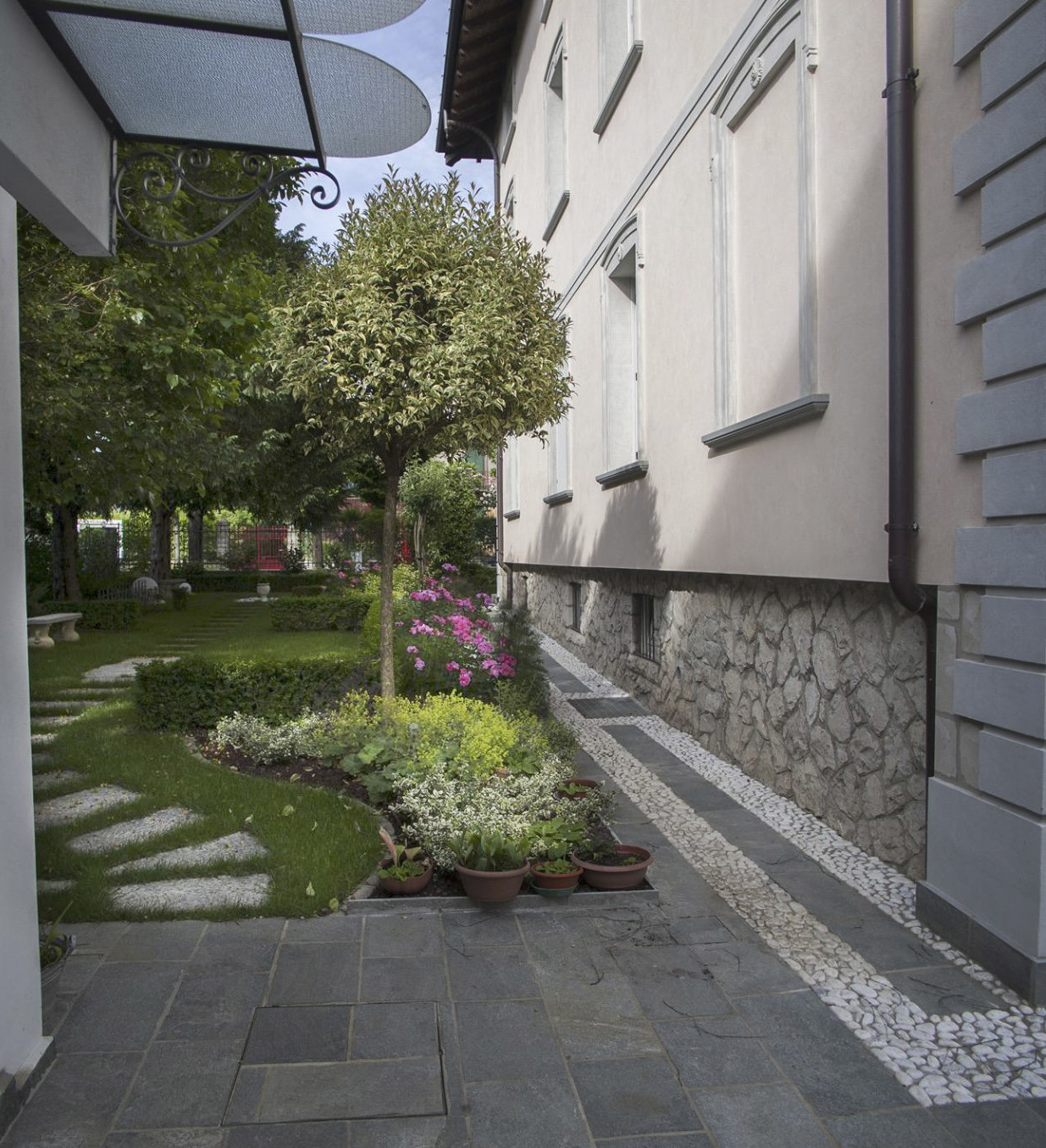 绿意盎然的艺术品 | 意大利私人花园设计-12